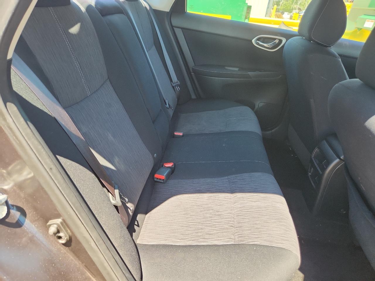 2014 Nissan Sentra Sv Gray vin: 3N1AB7AP7EL670323