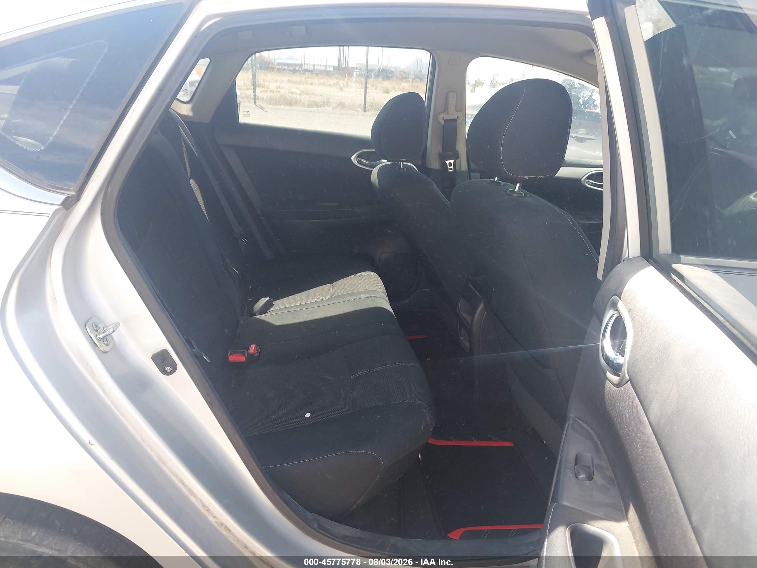 2014 Nissan Sentra S Silver vin: 3N1AB7AP7EL679183