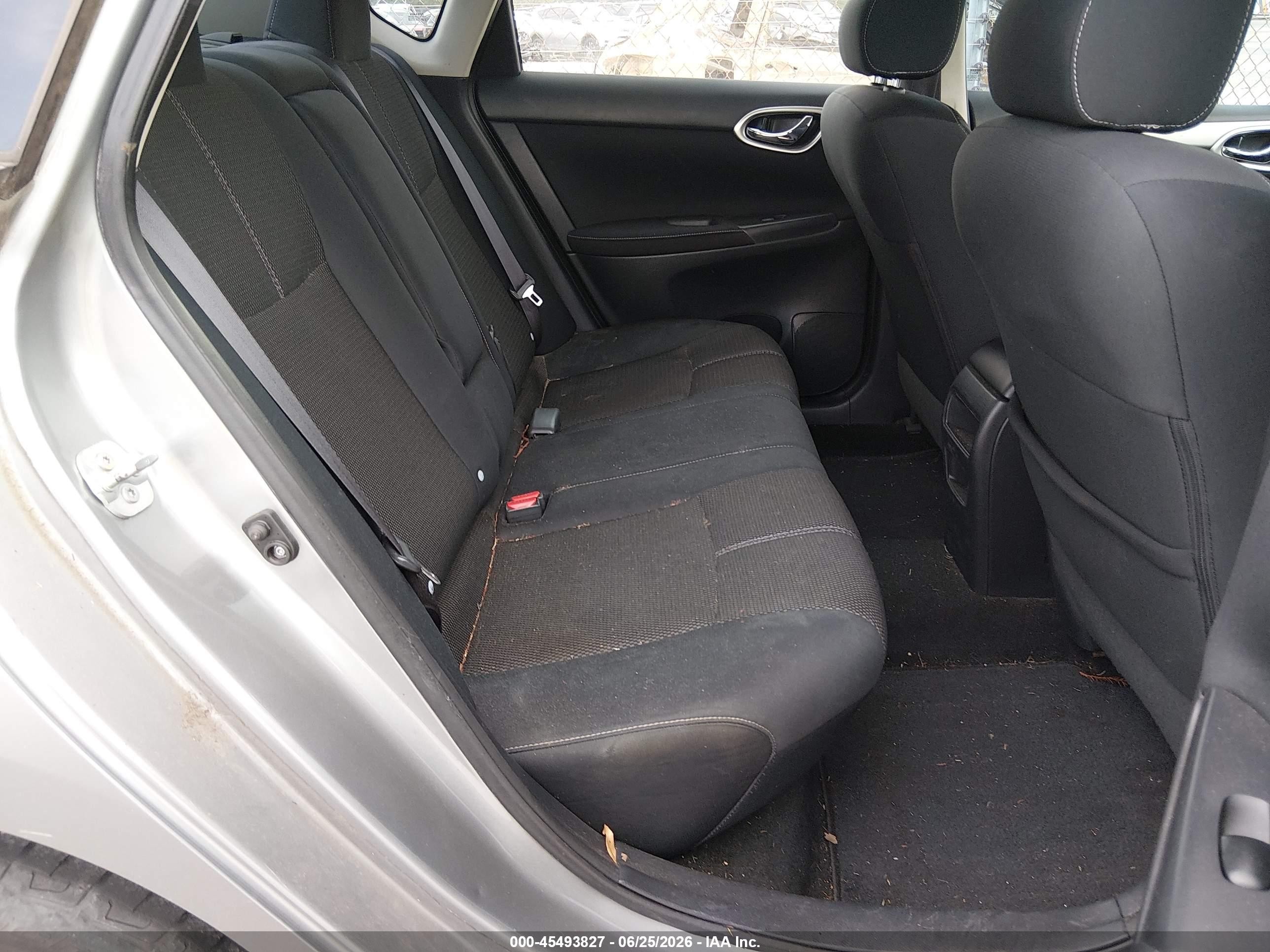 2014 Nissan Sentra S Silver vin: 3N1AB7AP7EL685632