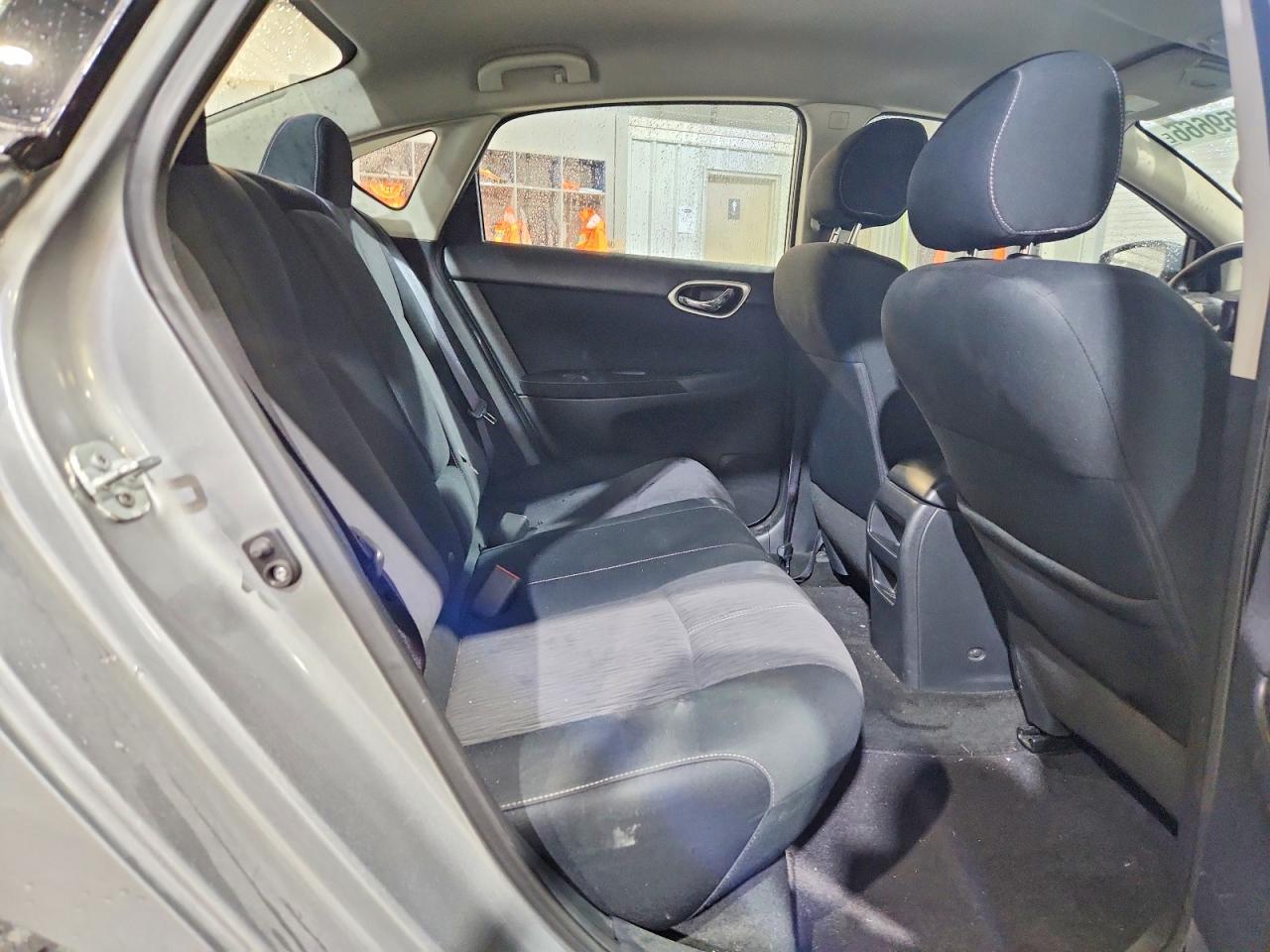 2014 Nissan Sentra Sv Silver vin: 3N1AB7AP7EL686294
