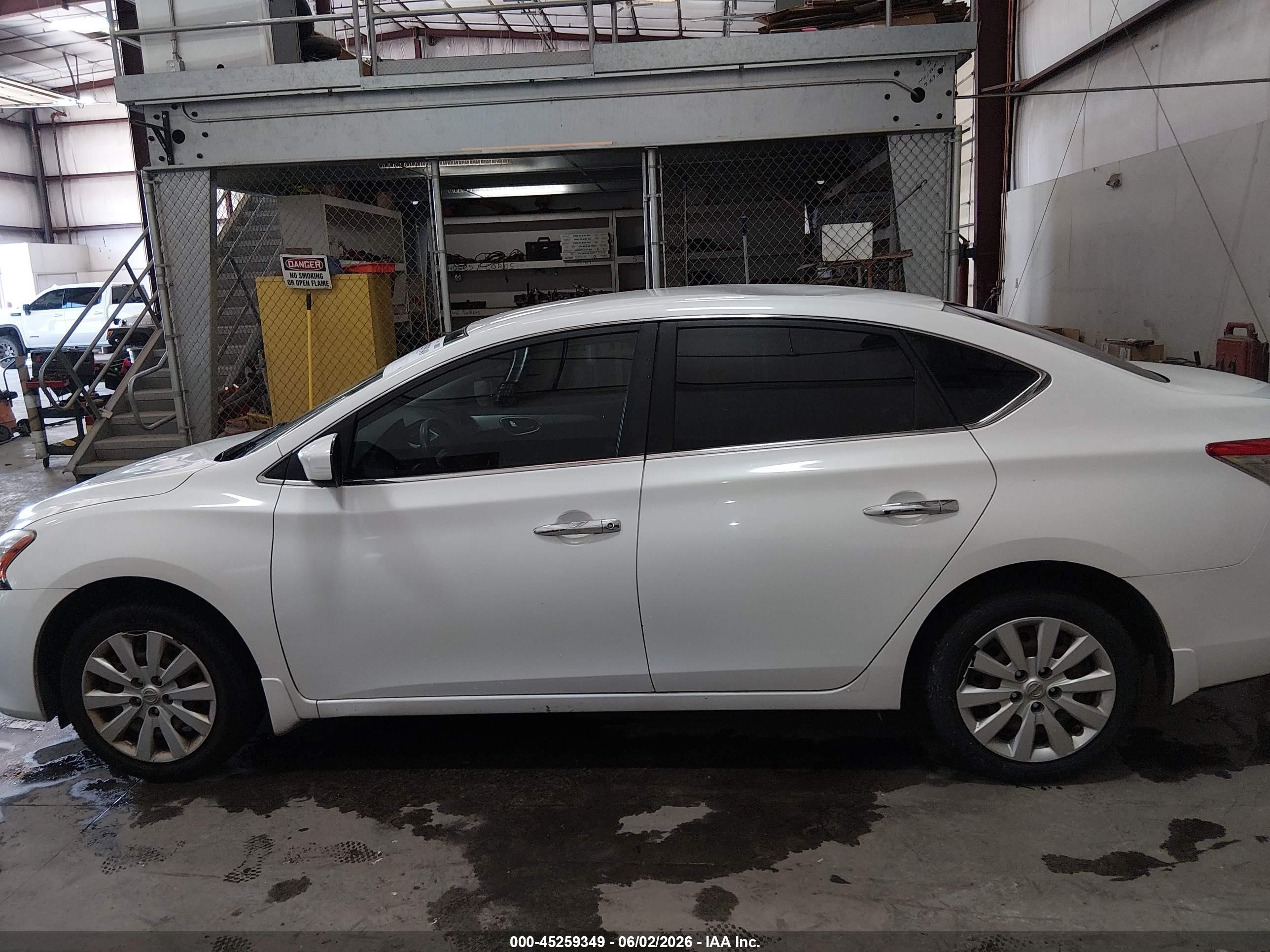 2014 Nissan Sentra S White vin: 3N1AB7AP7EL687476