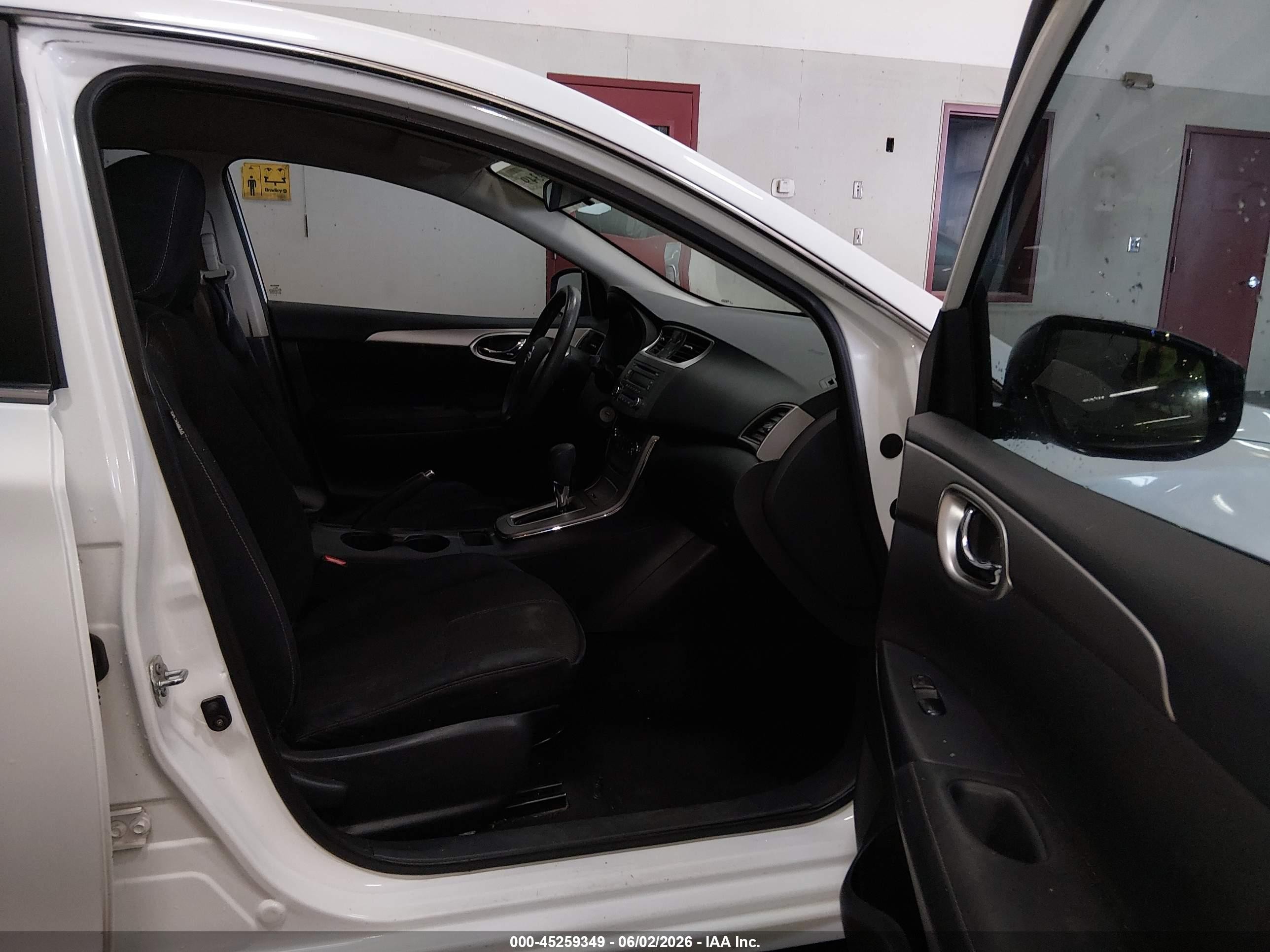 2014 Nissan Sentra S White vin: 3N1AB7AP7EL687476