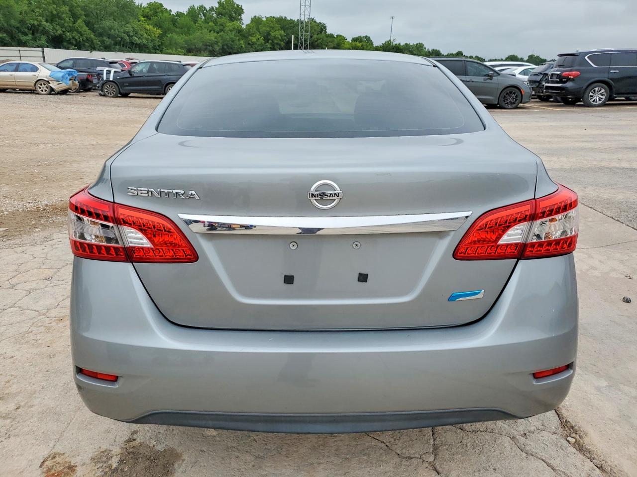 2014 Nissan Sentra S Серый vin: 3N1AB7AP7EL689339