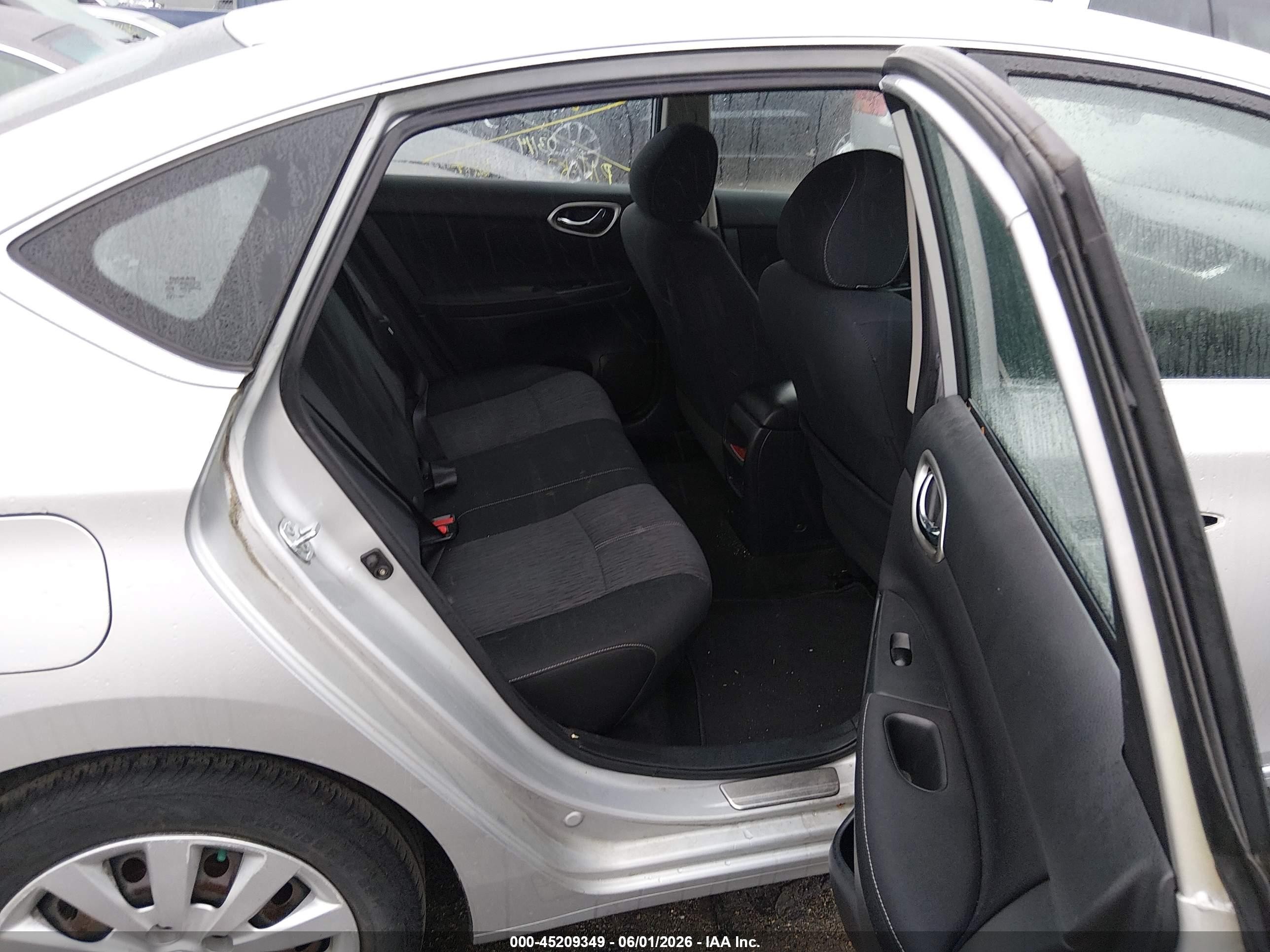 2014 Nissan Sentra Sv Silver vin: 3N1AB7AP7EY225762