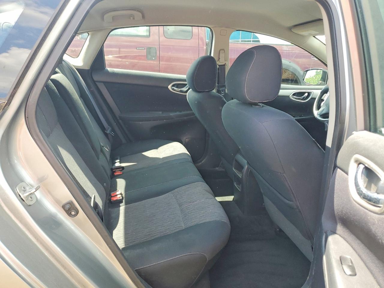2014 Nissan Sentra Sv Silver vin: 3N1AB7AP7EY273696