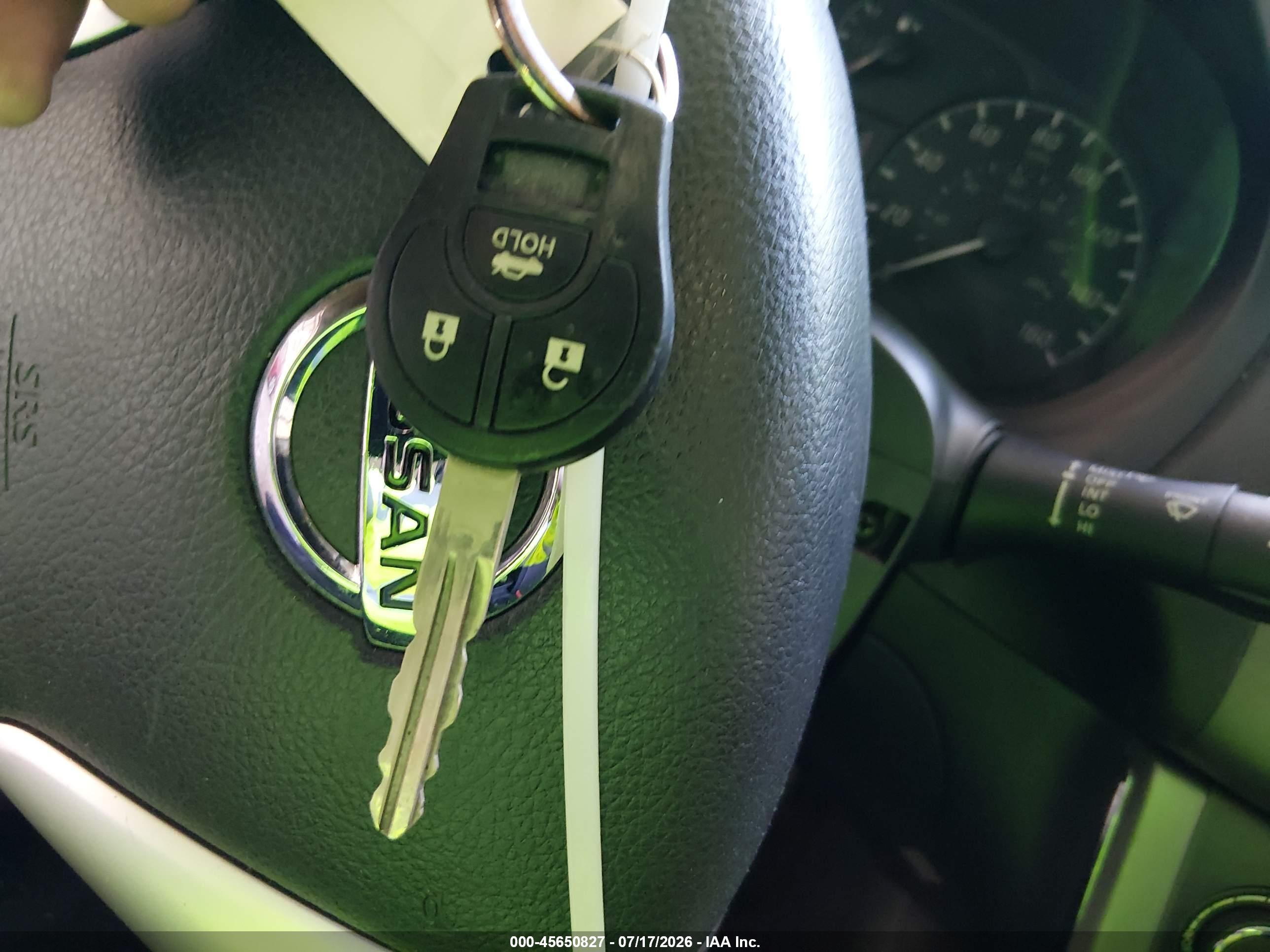 2014 Nissan Sentra S Silver vin: 3N1AB7AP7EY285637