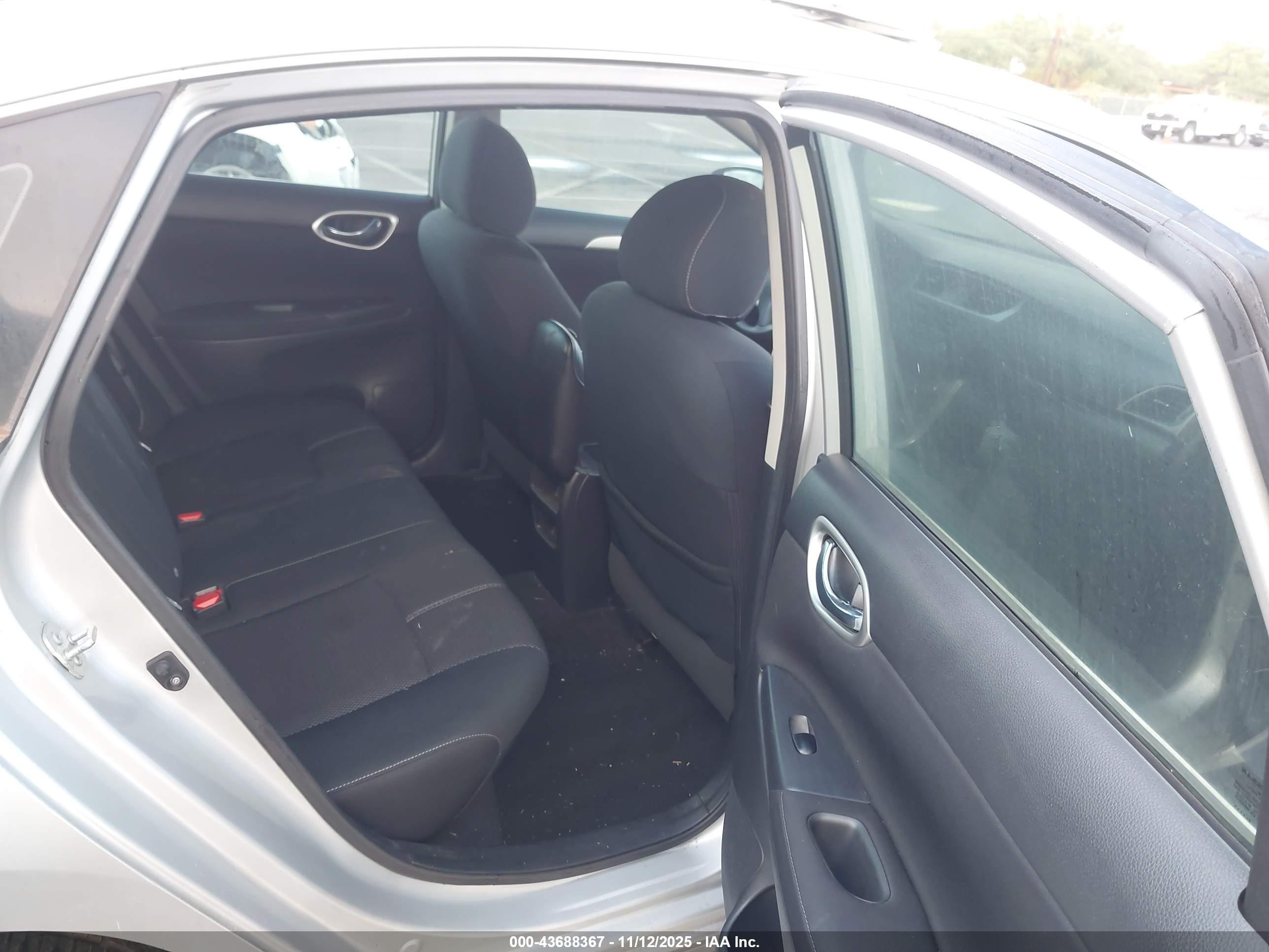 2014 Nissan Sentra S Silver vin: 3N1AB7AP7EY289249