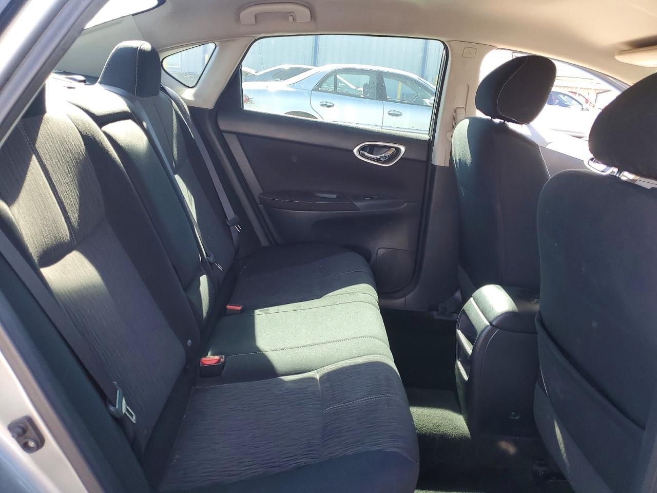 2014 Nissan Sentra Sv Silver vin: 3N1AB7AP7EY318538