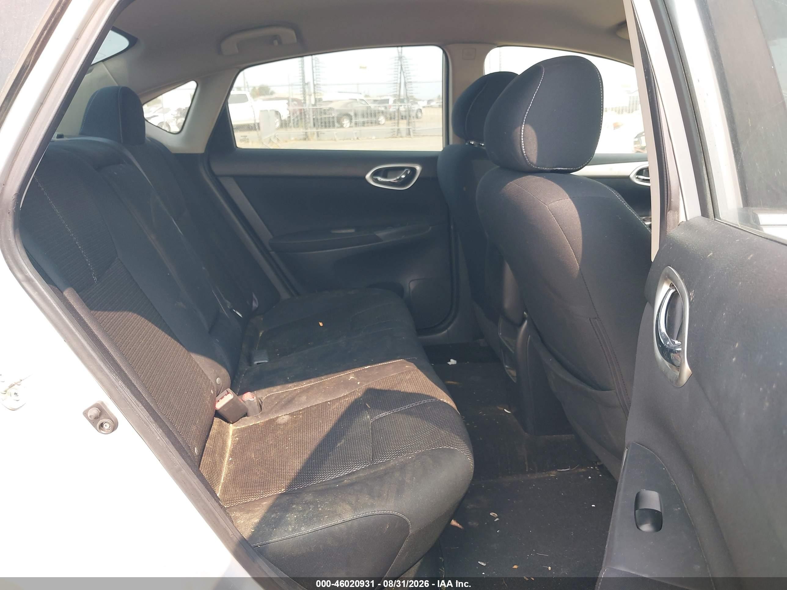 2014 Nissan Sentra S Silver vin: 3N1AB7AP7EY323030