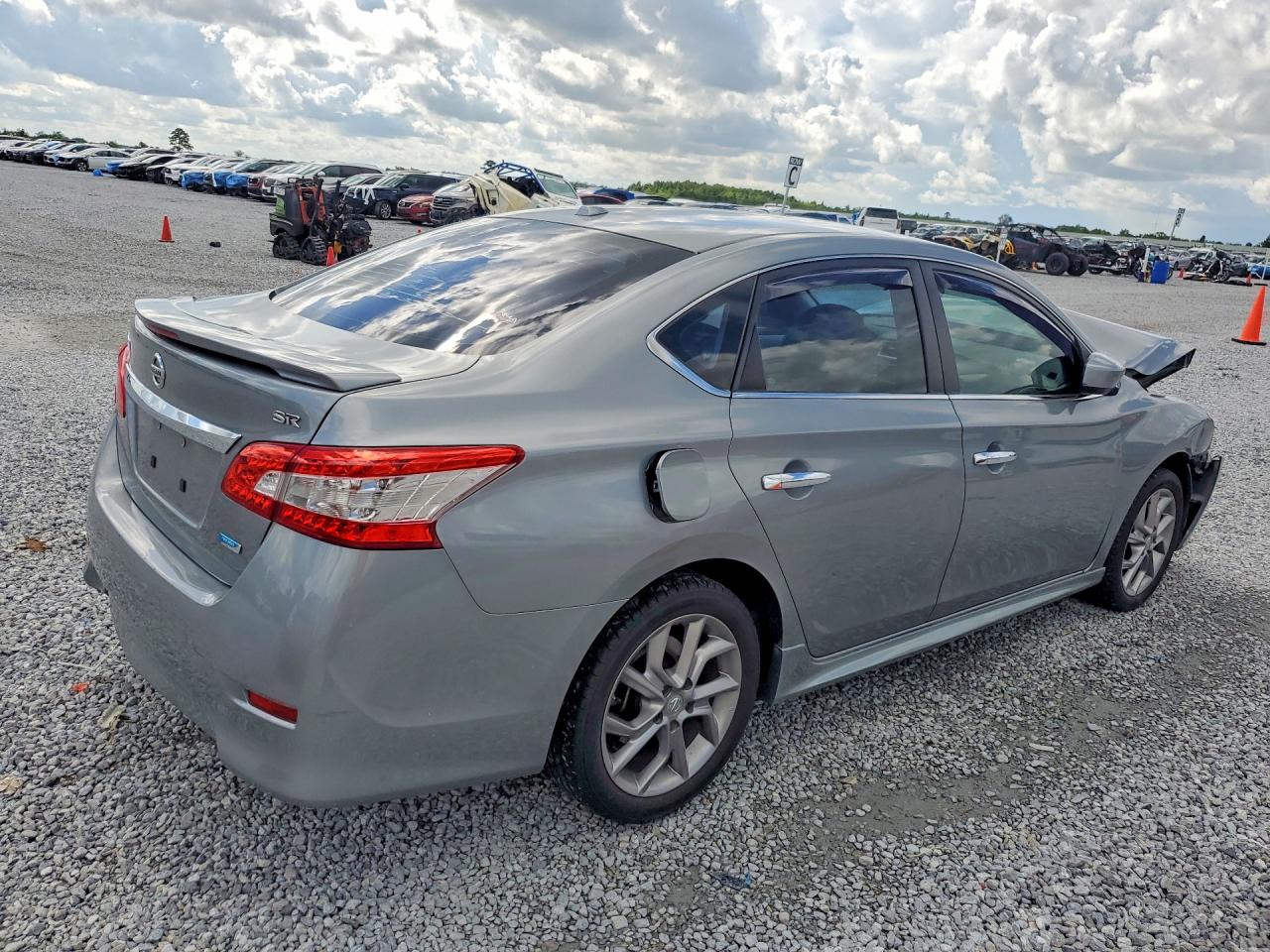 2014 Nissan Sentra Sr Silver vin: 3N1AB7AP7EY328387