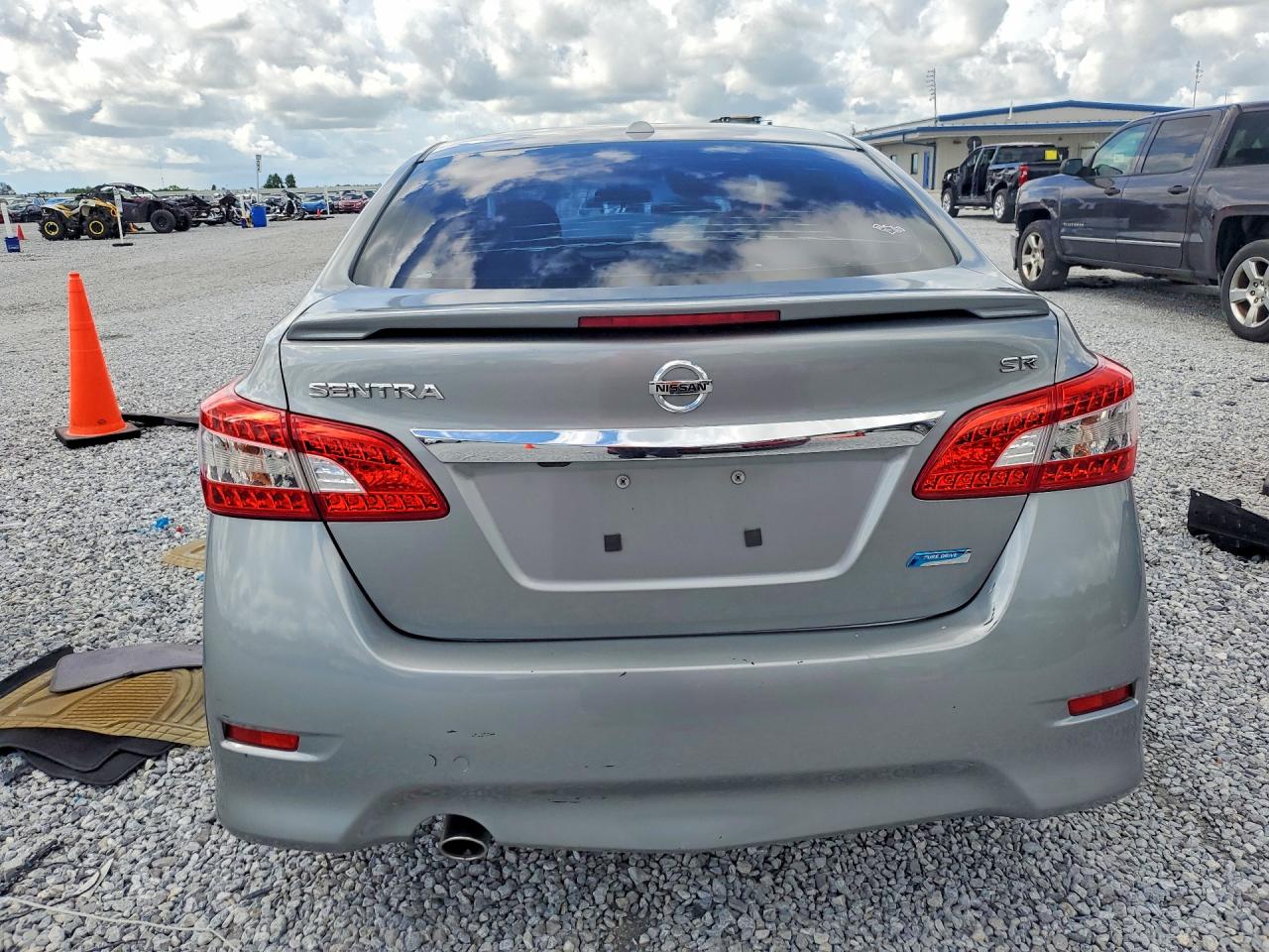 2014 Nissan Sentra Sr Silver vin: 3N1AB7AP7EY328387