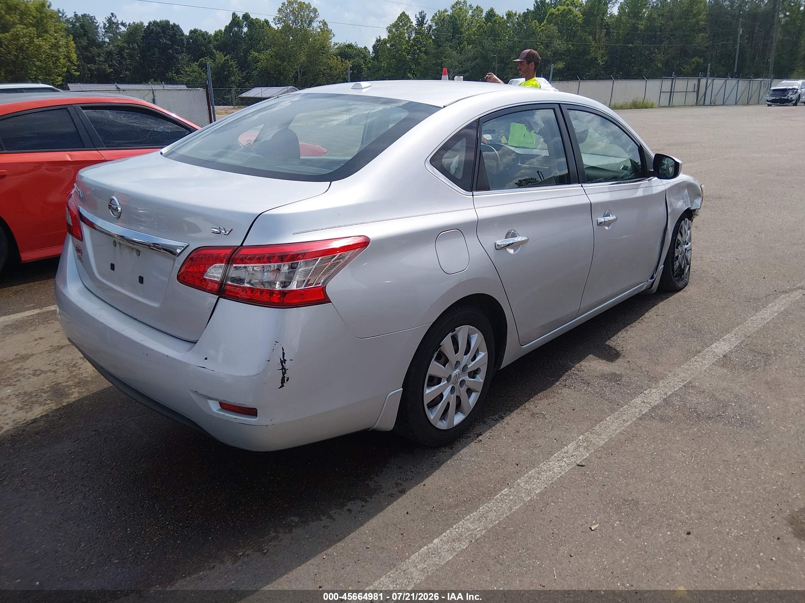 2015 Nissan Sentra Sv Серебряный vin: 3N1AB7AP7FL677869