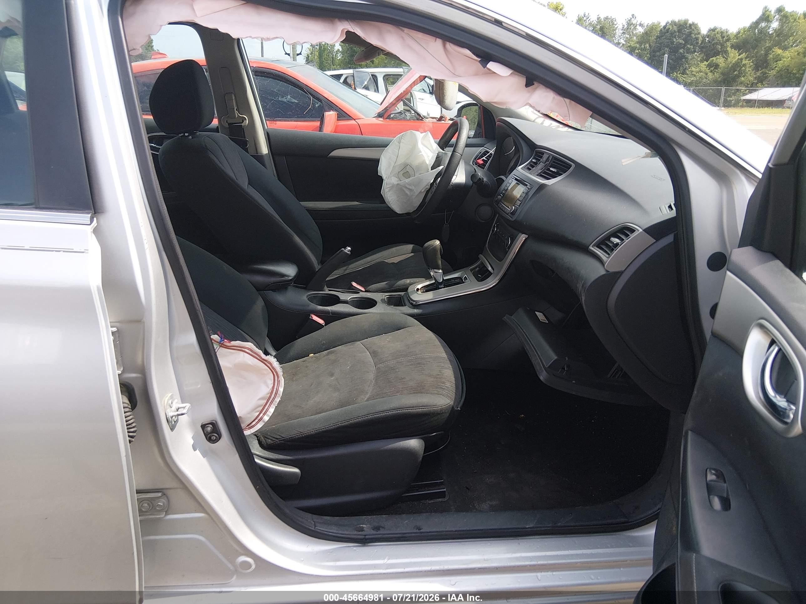 2015 Nissan Sentra Sv Серебряный vin: 3N1AB7AP7FL677869