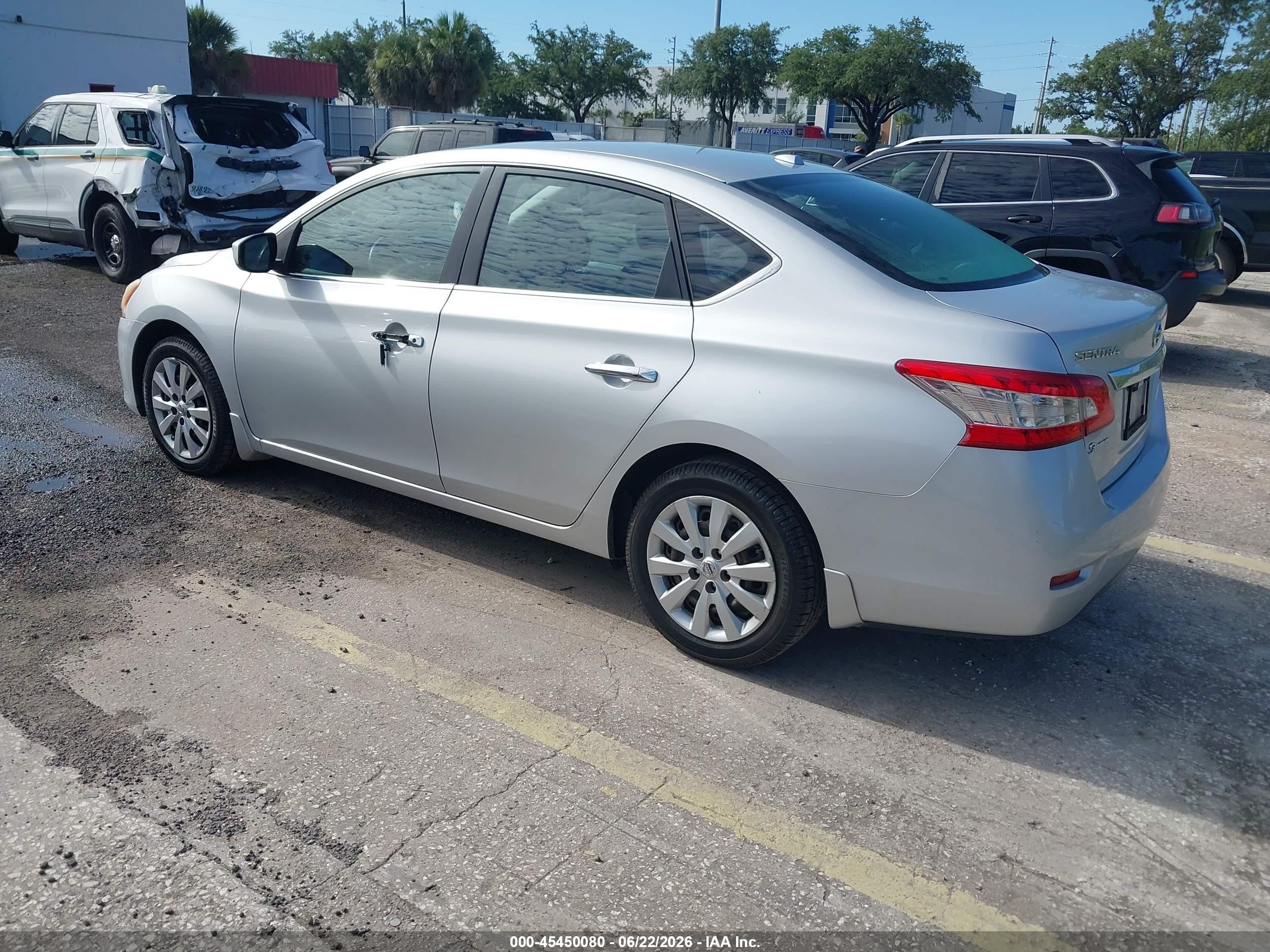2015 Nissan Sentra Sv Silver vin: 3N1AB7AP7FL685213