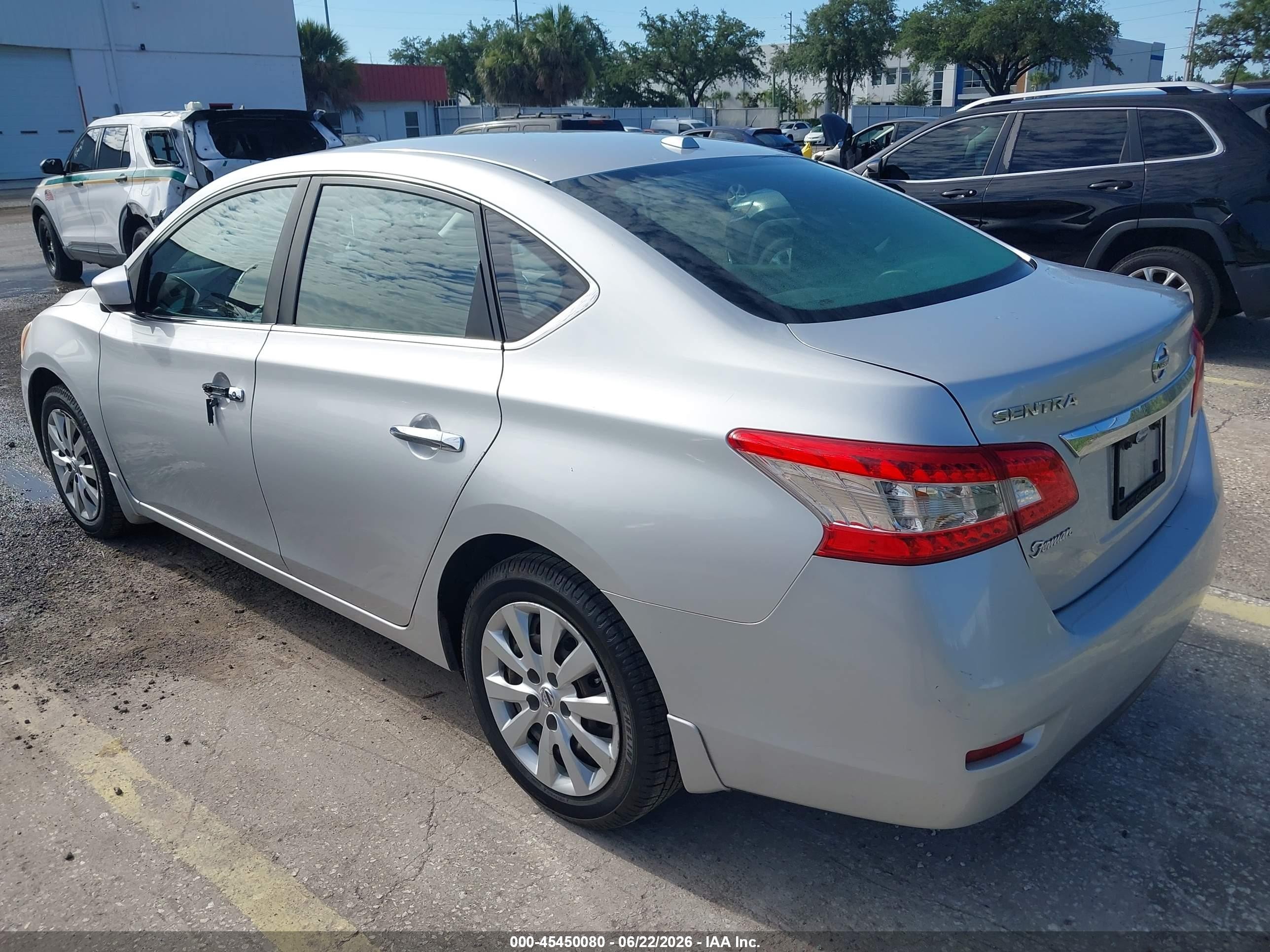 2015 Nissan Sentra Sv Silver vin: 3N1AB7AP7FL685213
