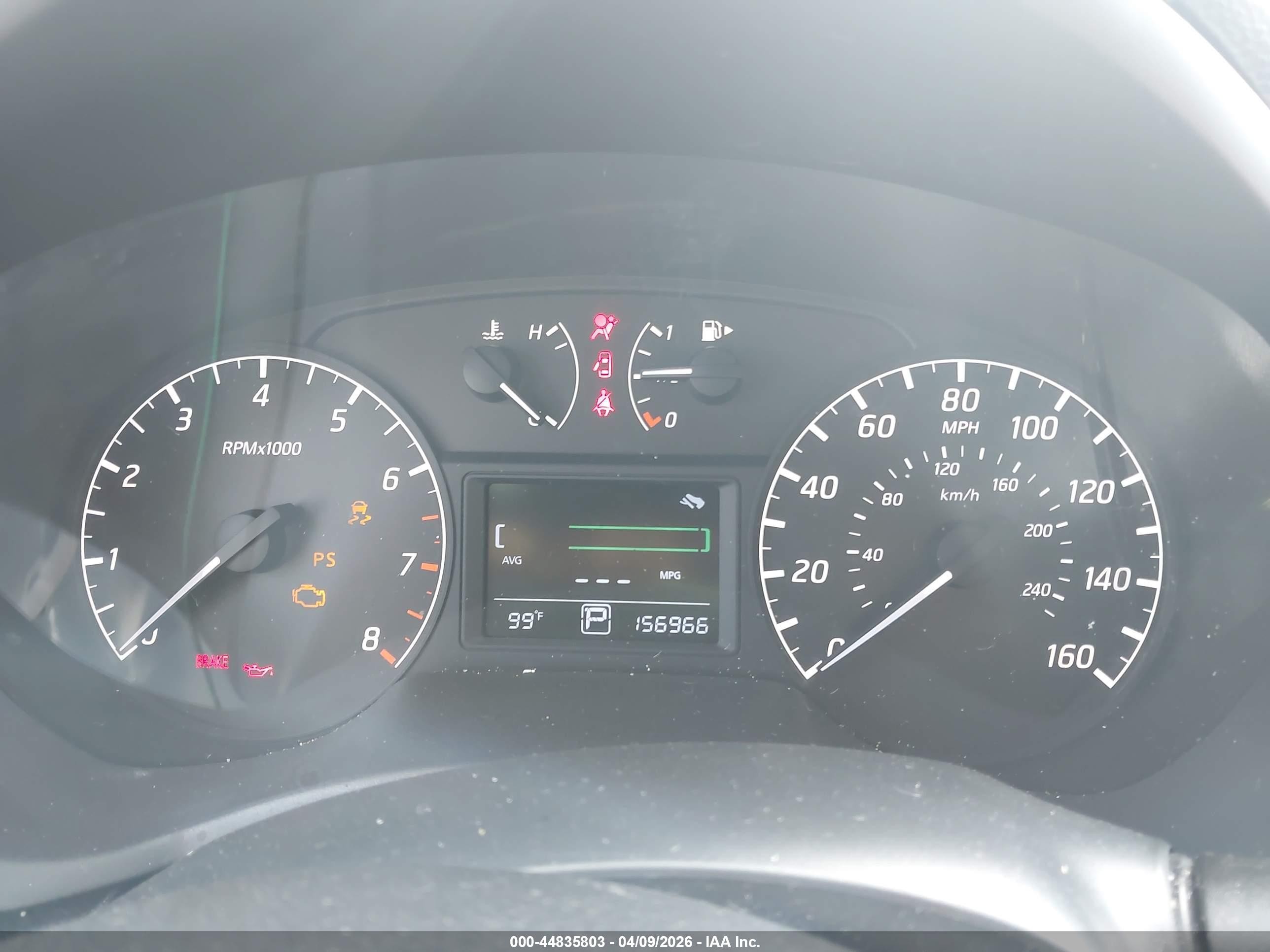 2015 Nissan Sentra S Серебряный vin: 3N1AB7AP7FY215525