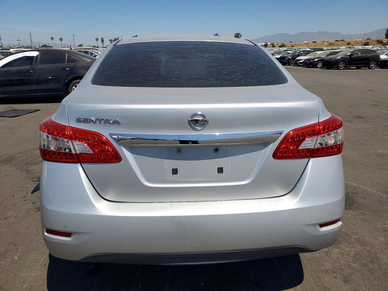 2015 Nissan Sentra S Silver vin: 3N1AB7AP7FY223530