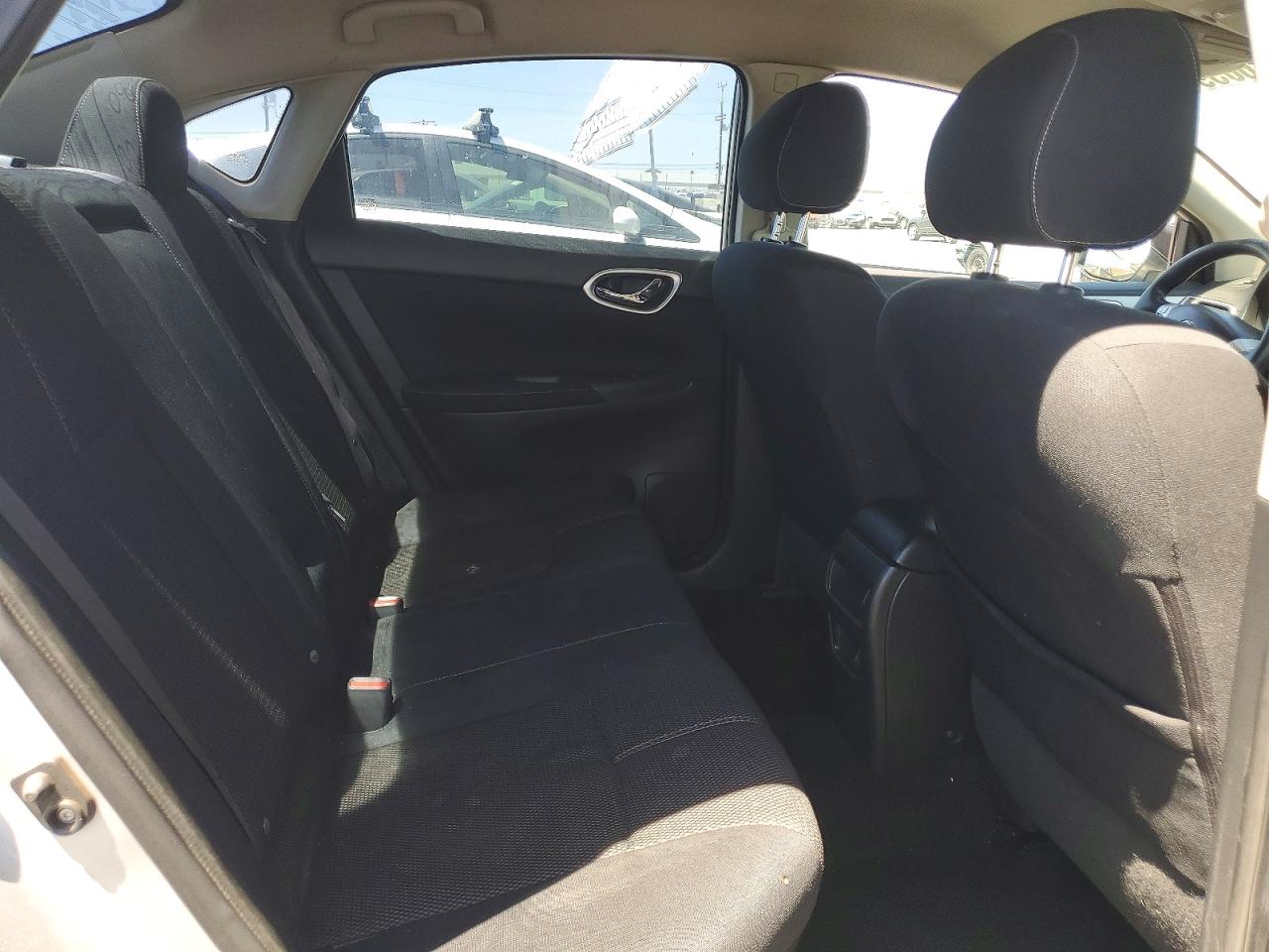 2015 Nissan Sentra S Silver vin: 3N1AB7AP7FY223530