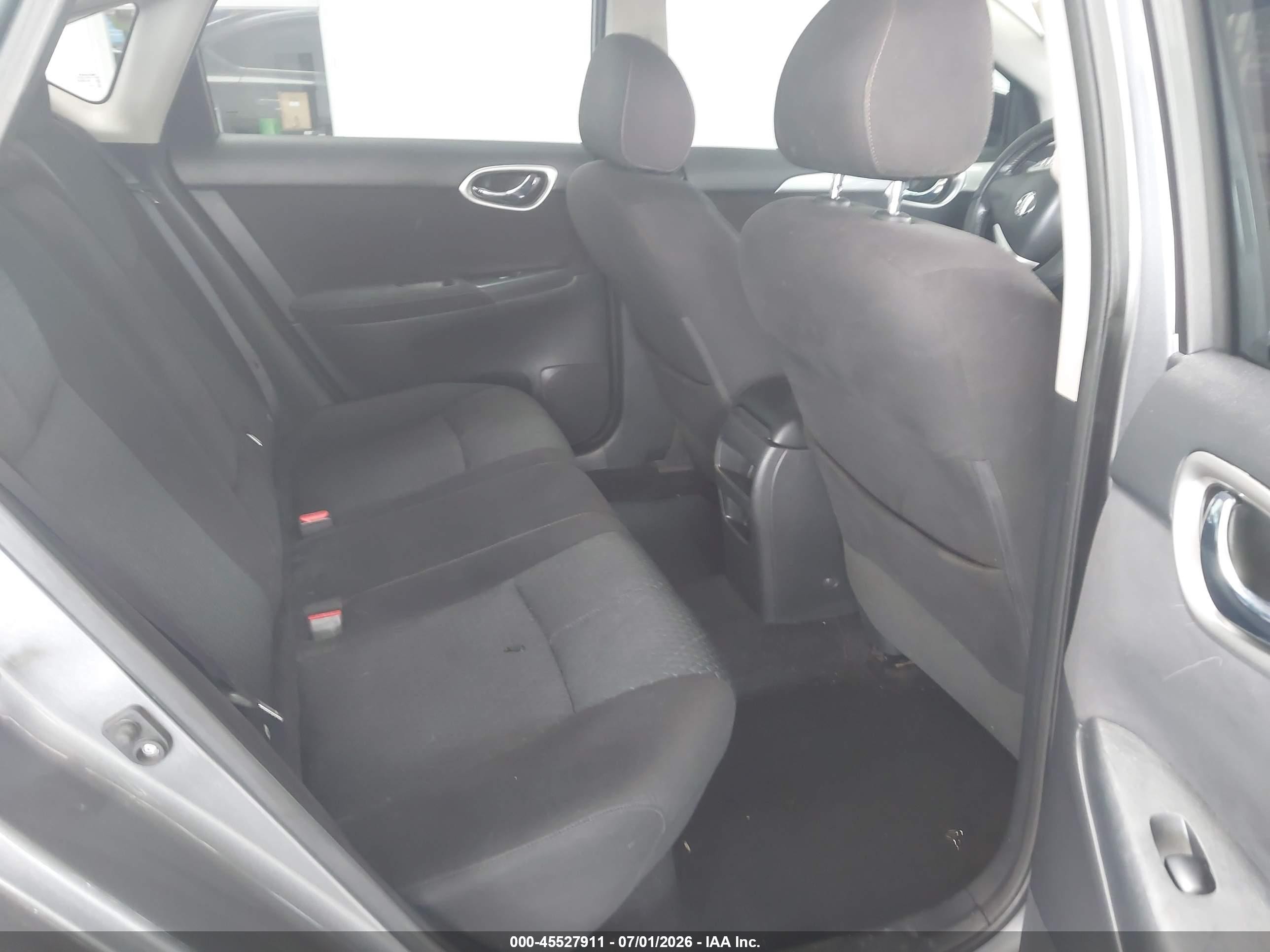 2015 Nissan Sentra Sr Gray vin: 3N1AB7AP7FY225469