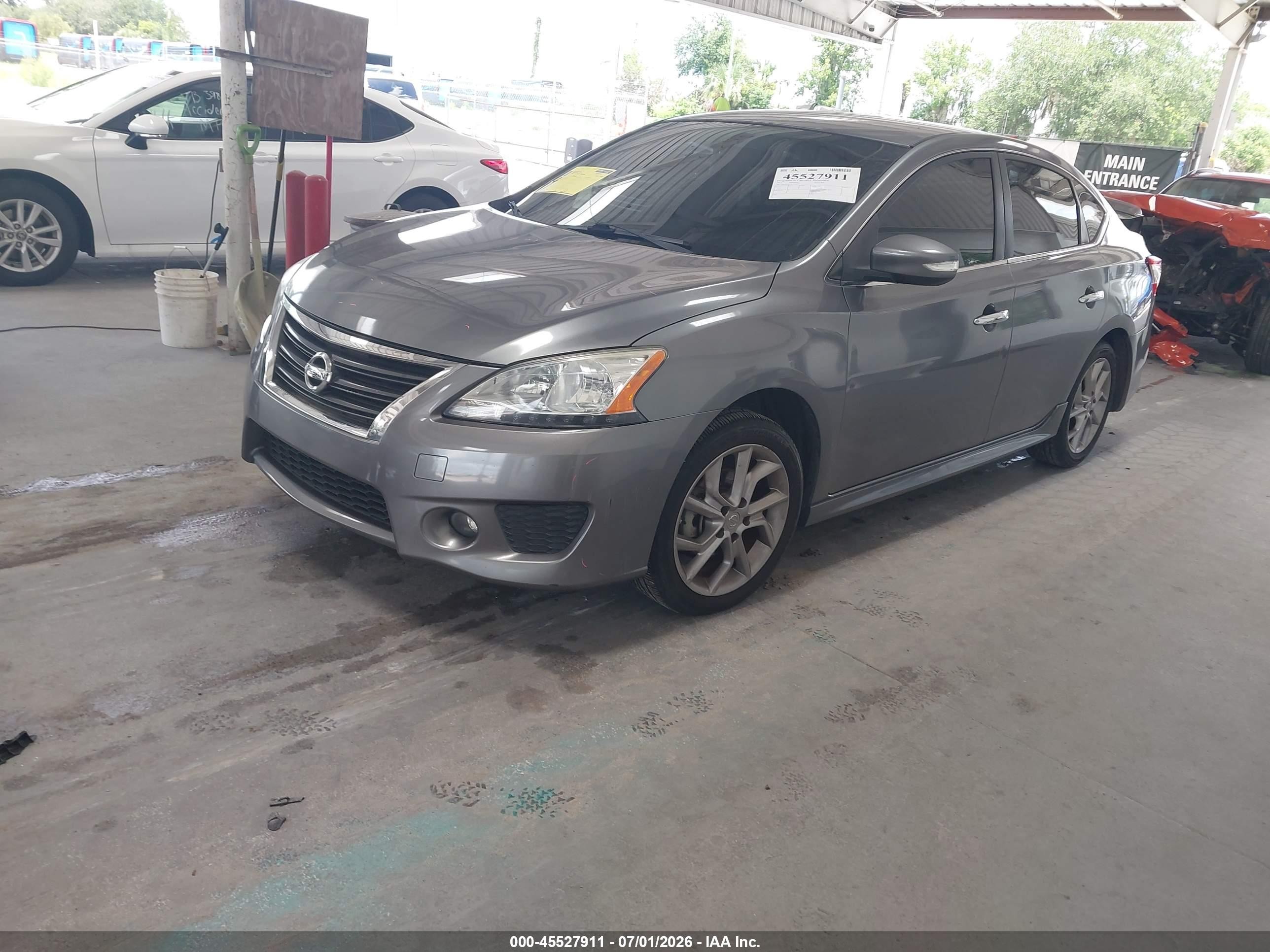2015 Nissan Sentra Sr Gray vin: 3N1AB7AP7FY225469