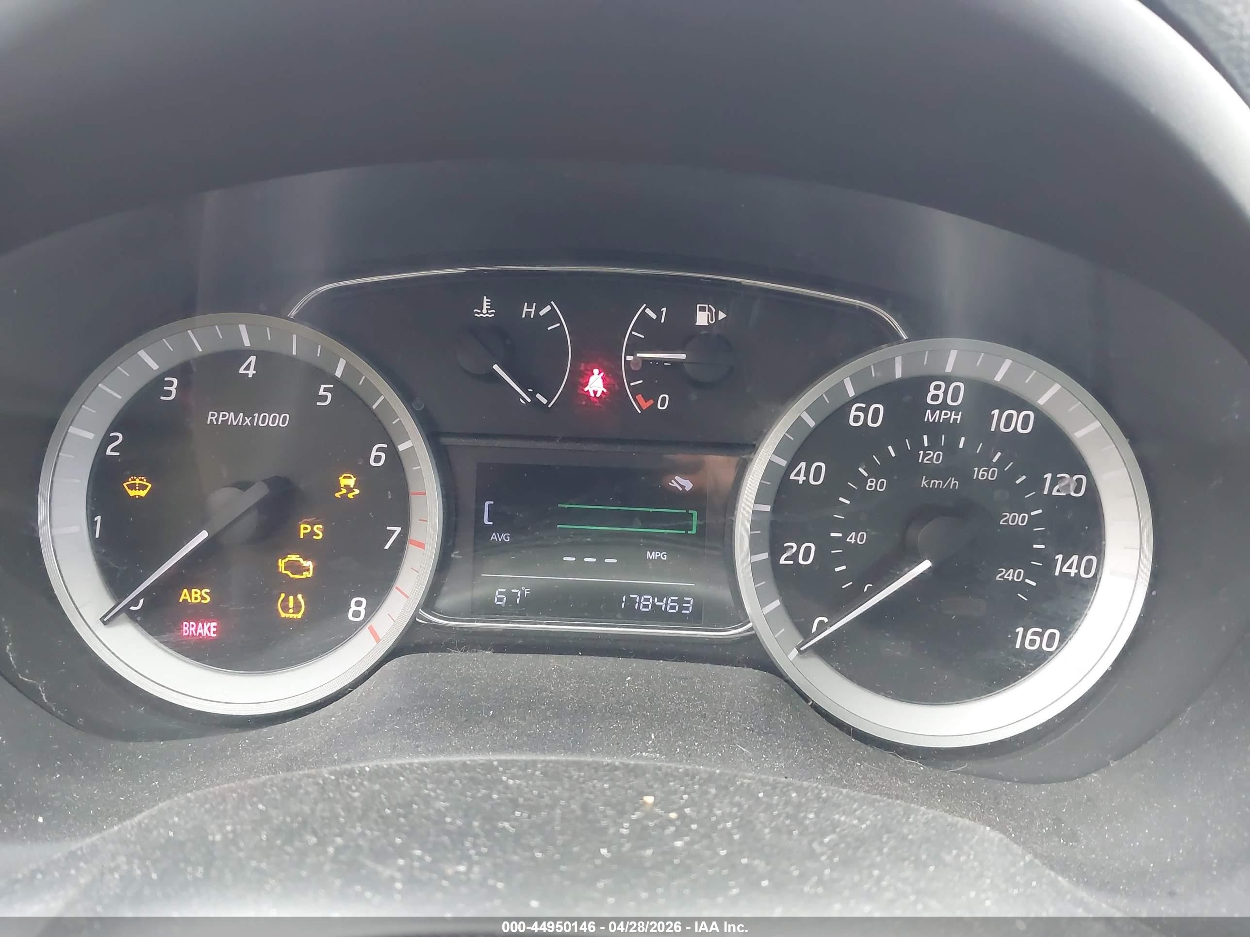 2015 Nissan Sentra Sv Серебряный vin: 3N1AB7AP7FY228226