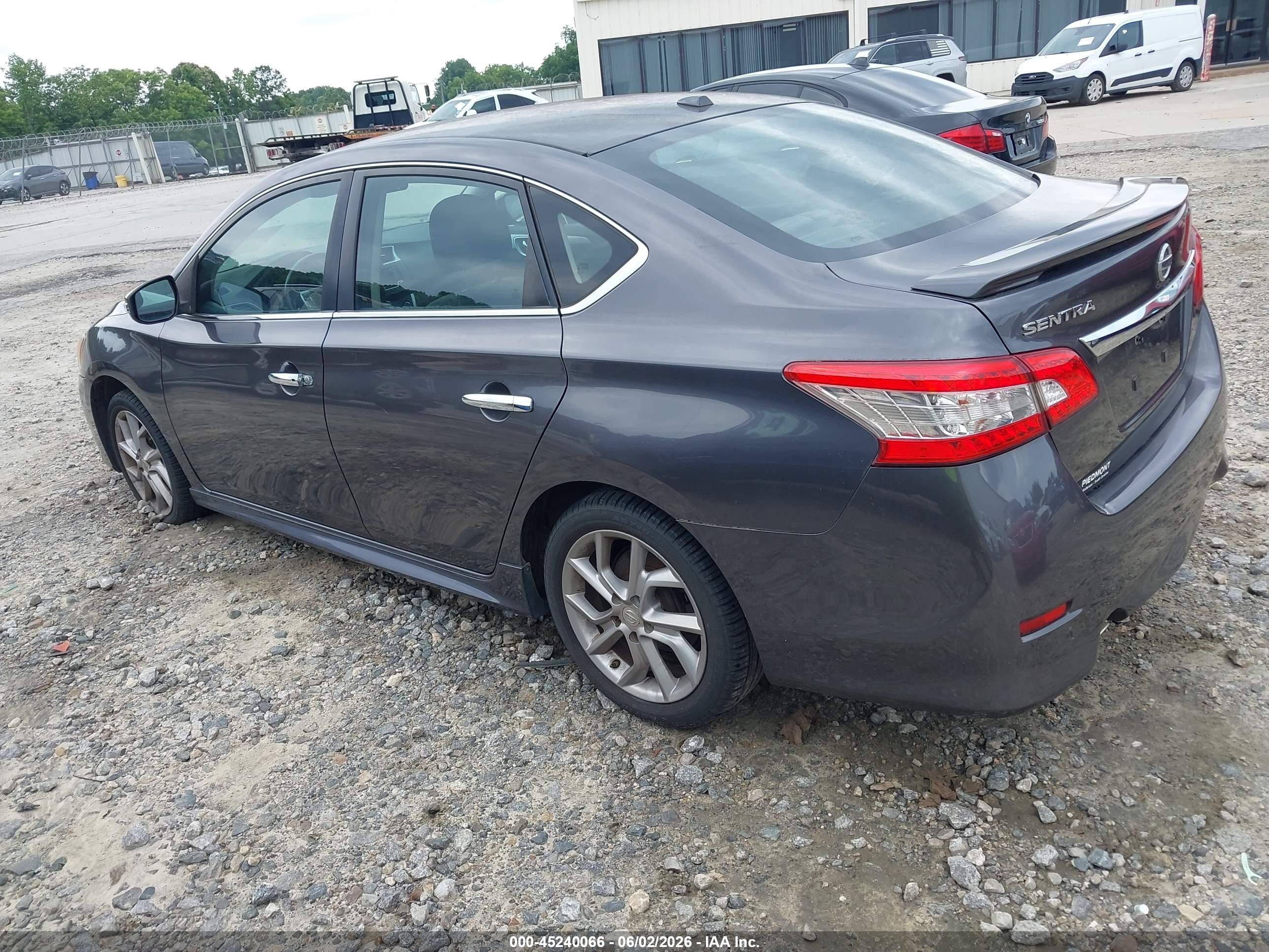 2015 Nissan Sentra Sr Серый vin: 3N1AB7AP7FY280245