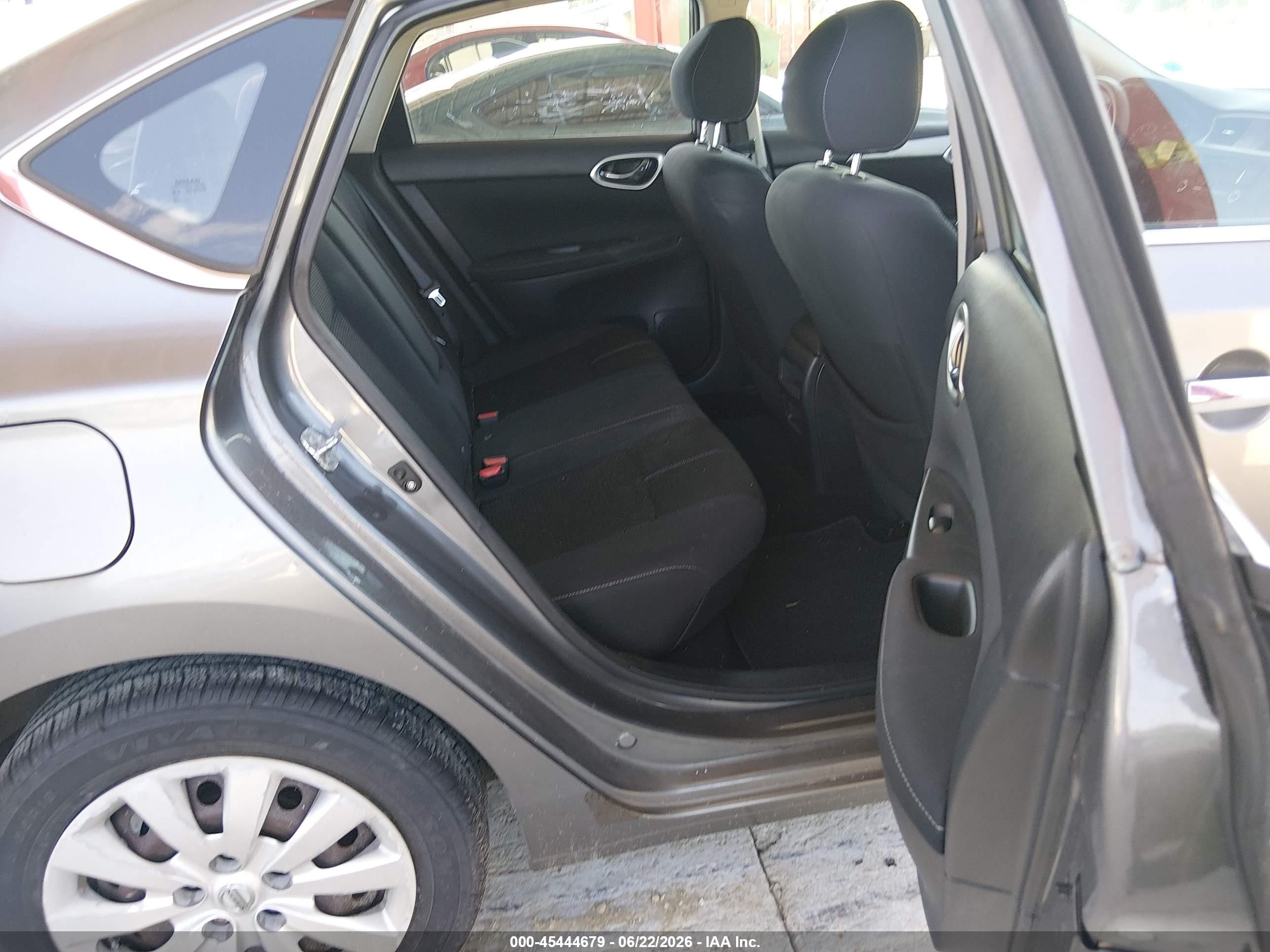 2015 Nissan Sentra S Gray vin: 3N1AB7AP7FY284215