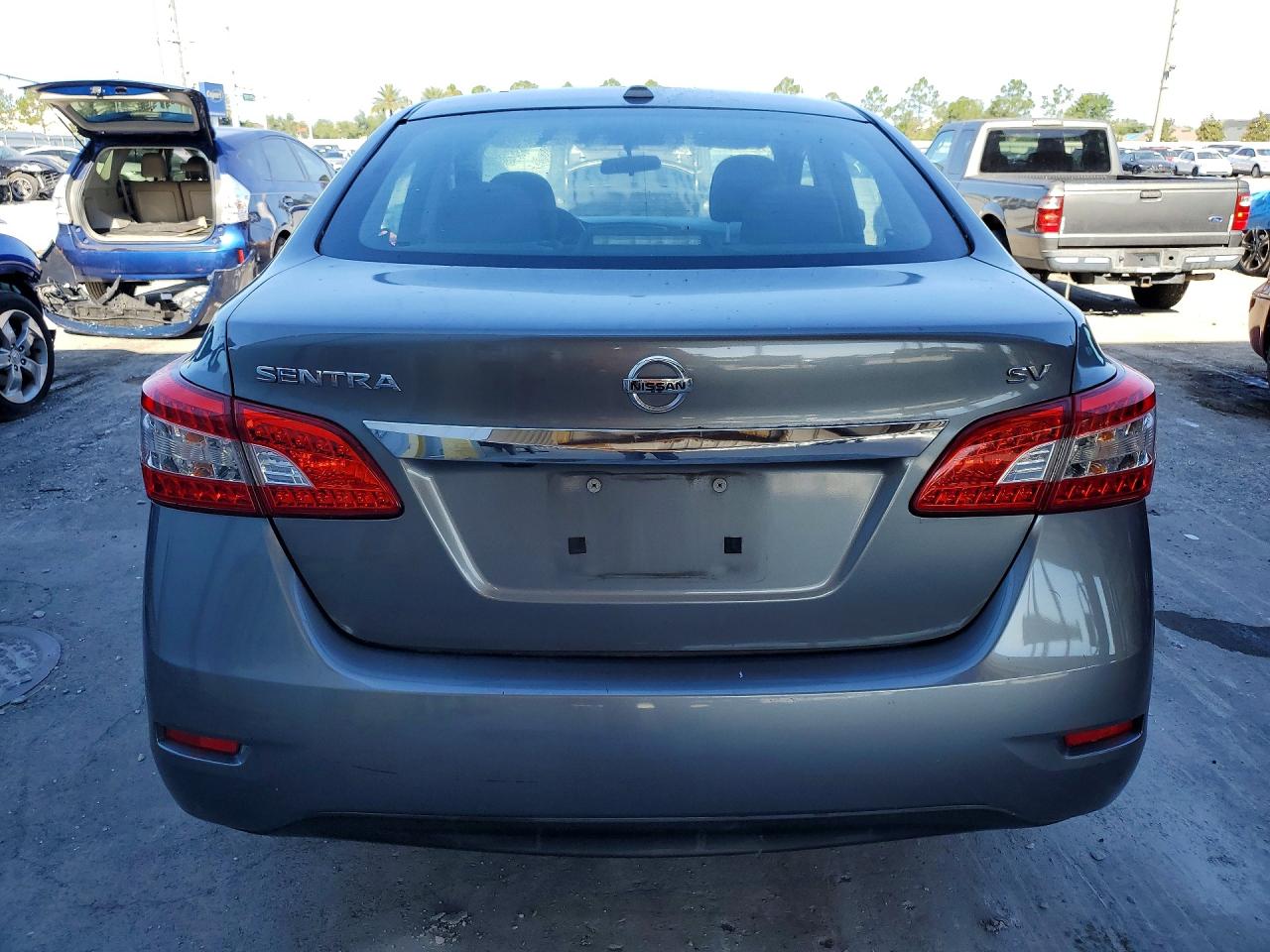 2015 Nissan Sentra Sv Gray vin: 3N1AB7AP7FY289429