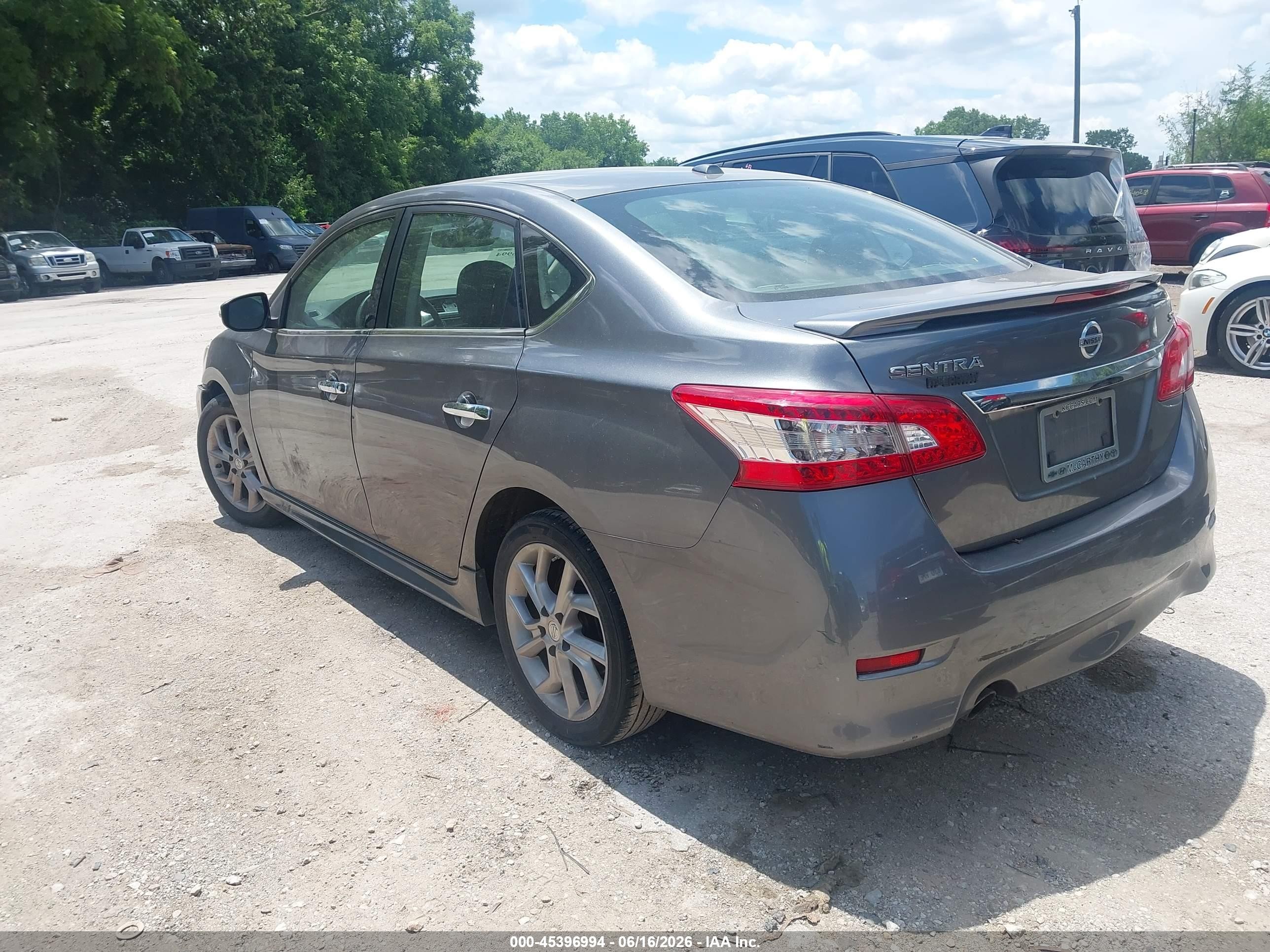 2015 Nissan Sentra Sr Серый vin: 3N1AB7AP7FY328312