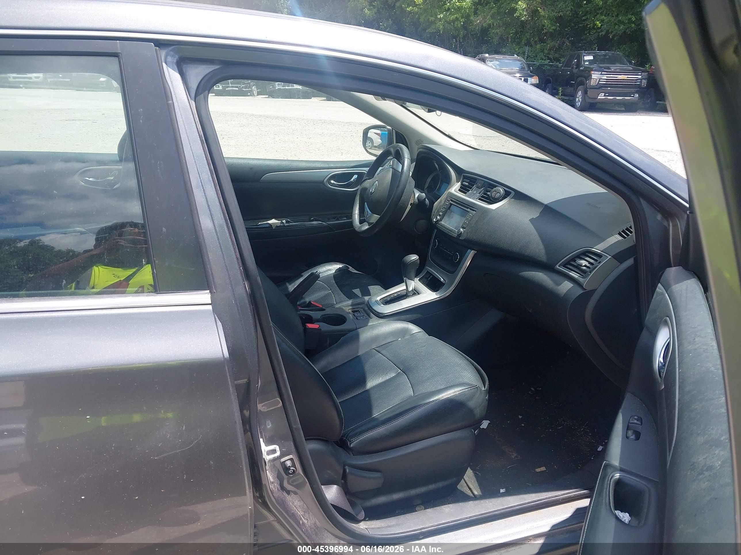 2015 Nissan Sentra Sr Серый vin: 3N1AB7AP7FY328312