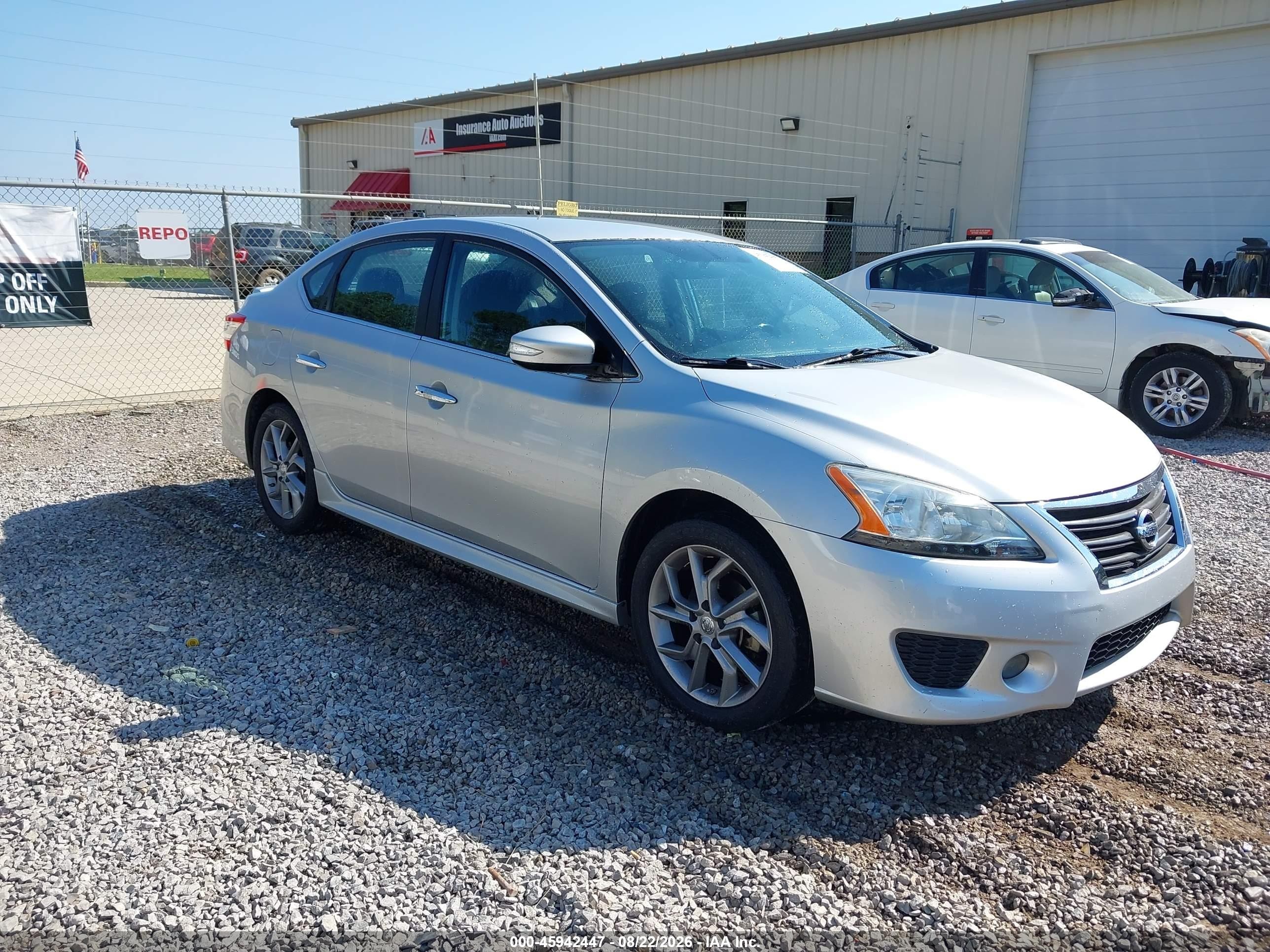2015 Nissan Sentra Sr Silver vin: 3N1AB7AP7FY338063