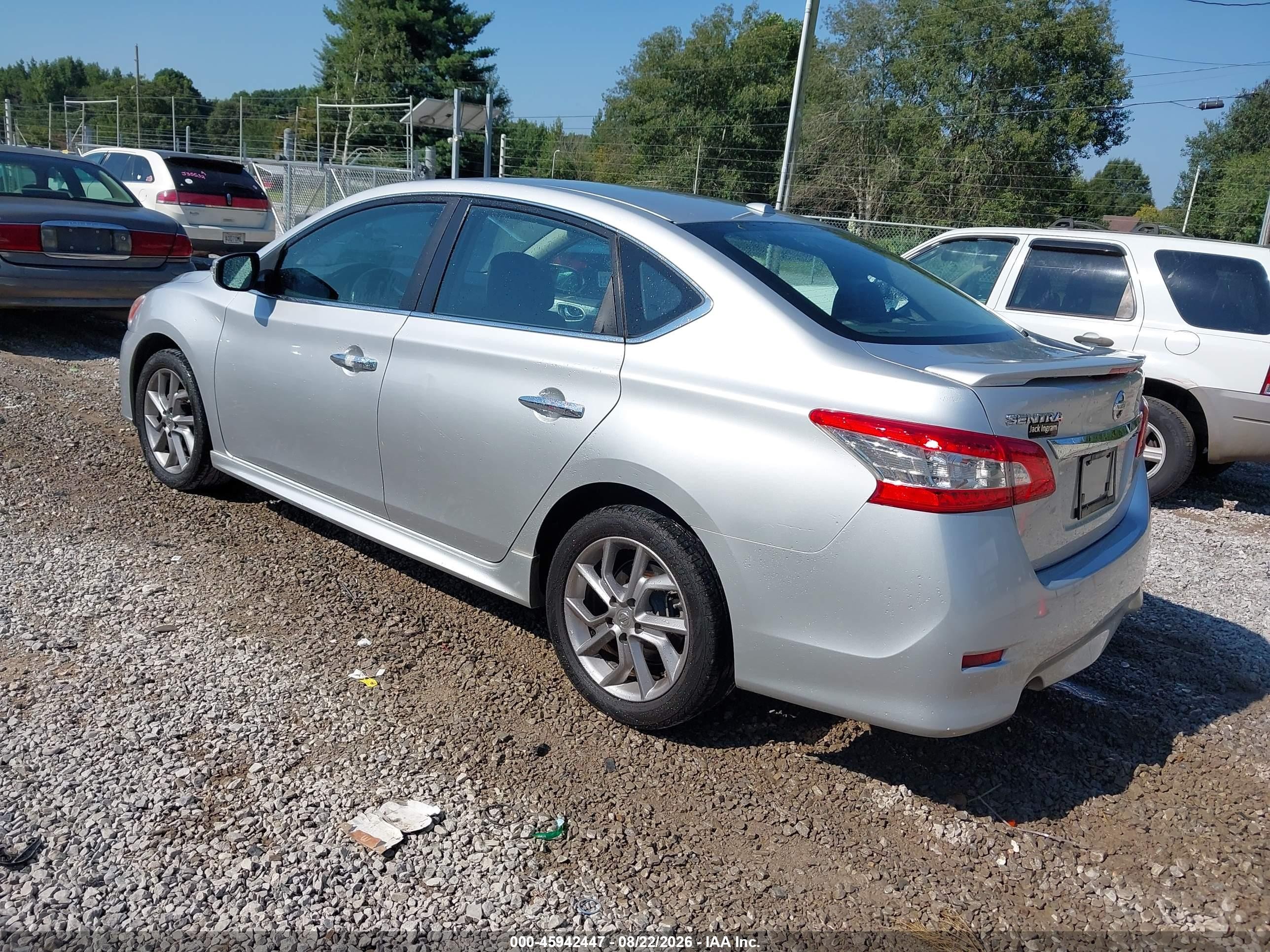 2015 Nissan Sentra Sr Silver vin: 3N1AB7AP7FY338063