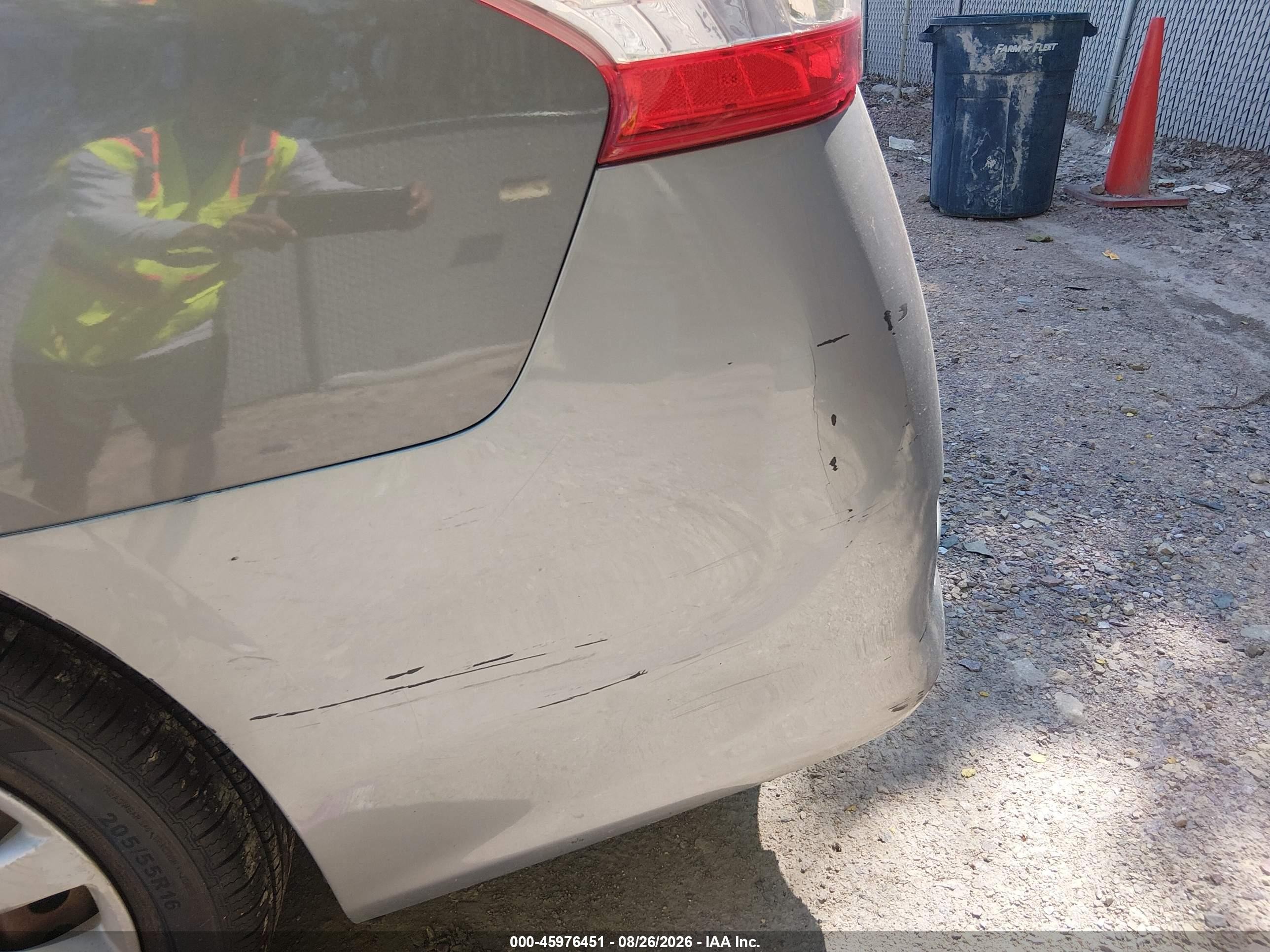 2015 Nissan Sentra S Gray vin: 3N1AB7AP7FY348172