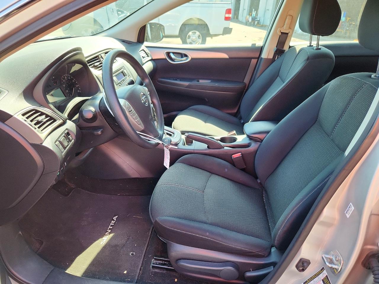 2015 Nissan Sentra S Silver vin: 3N1AB7AP7FY354327