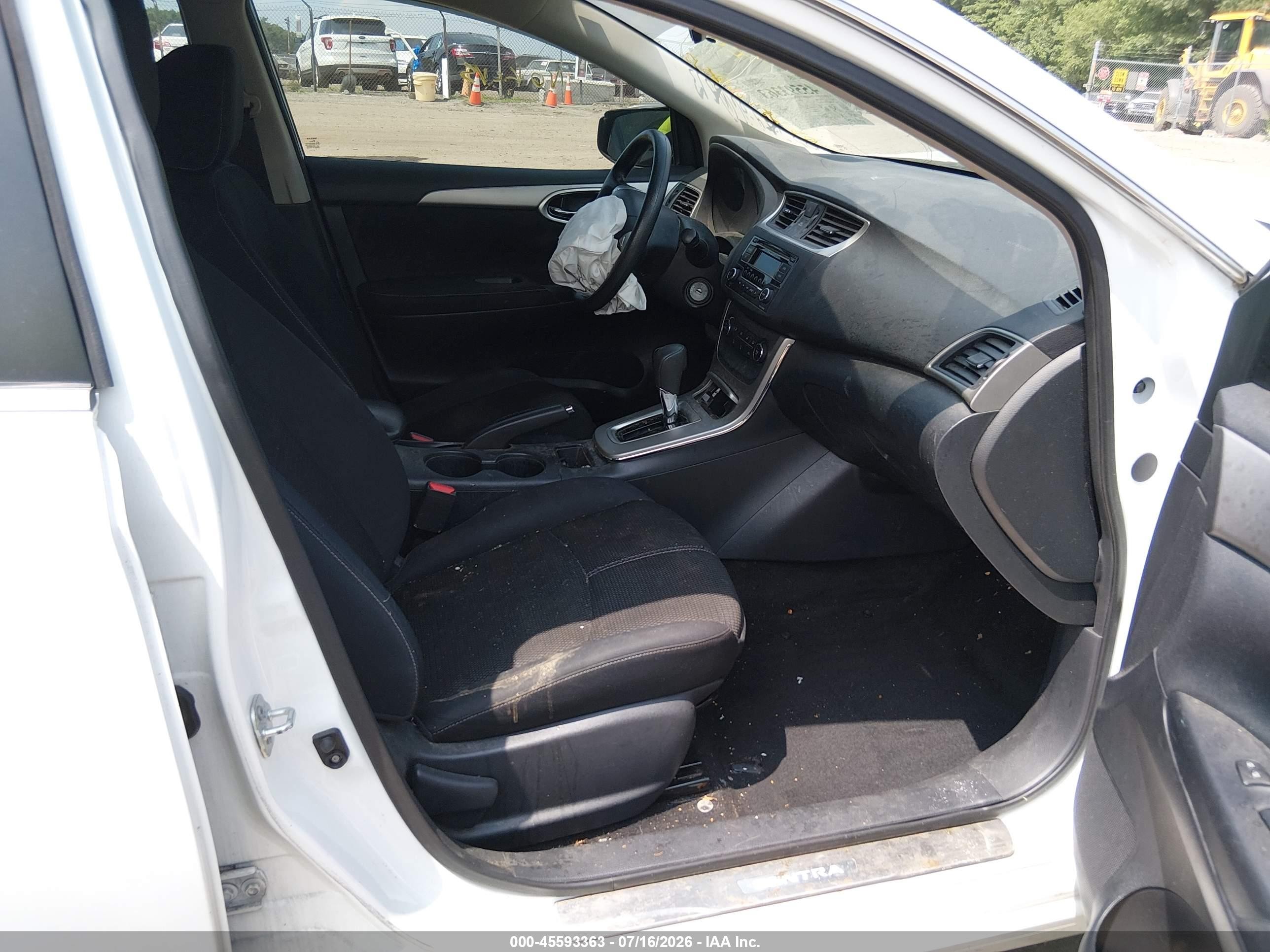 2015 Nissan Sentra S White vin: 3N1AB7AP7FY360807
