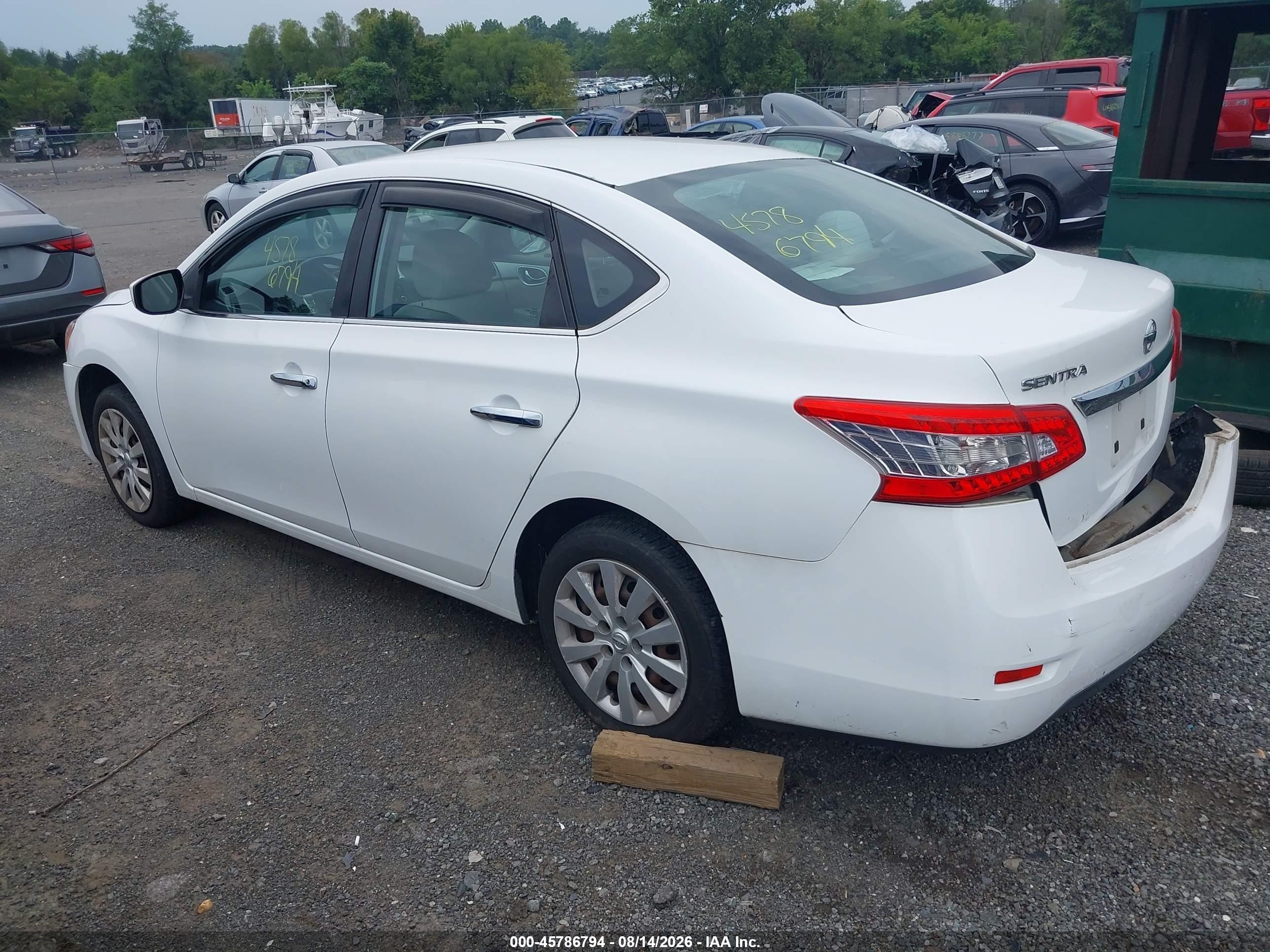 2015 Nissan Sentra S White vin: 3N1AB7AP7FY372536