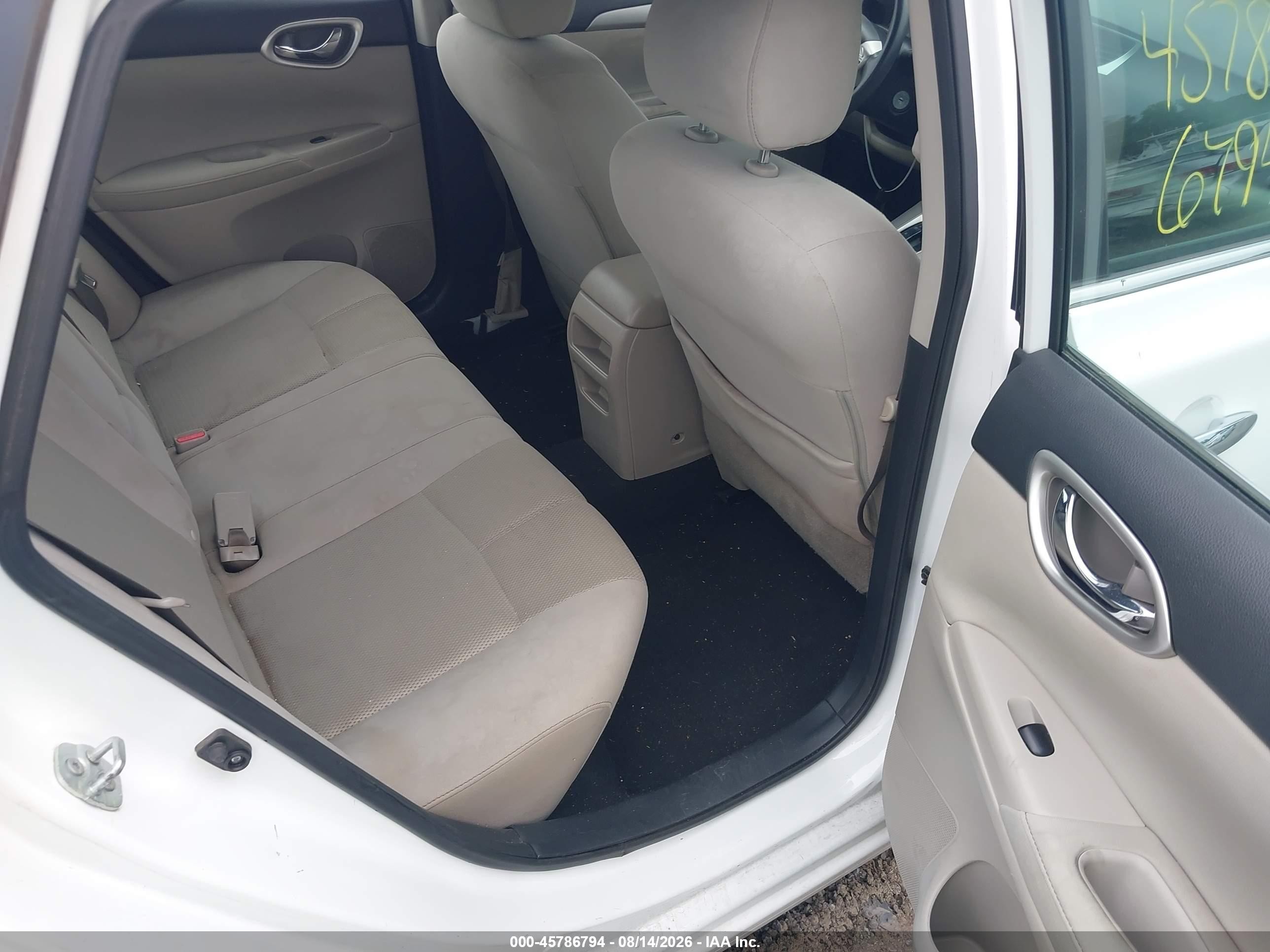 2015 Nissan Sentra S White vin: 3N1AB7AP7FY372536