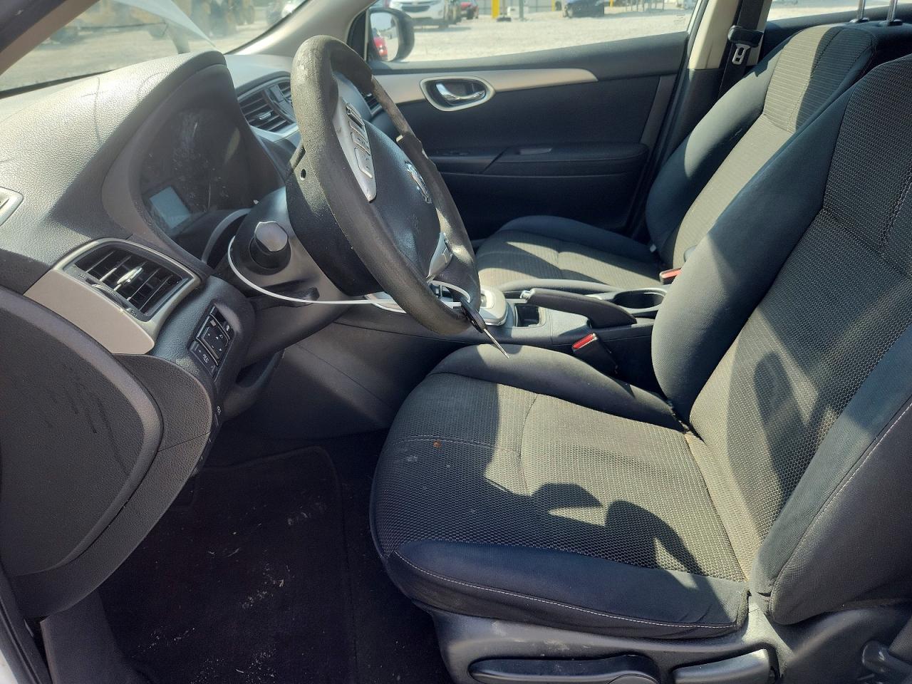 2015 Nissan Sentra S White vin: 3N1AB7AP7FY372651