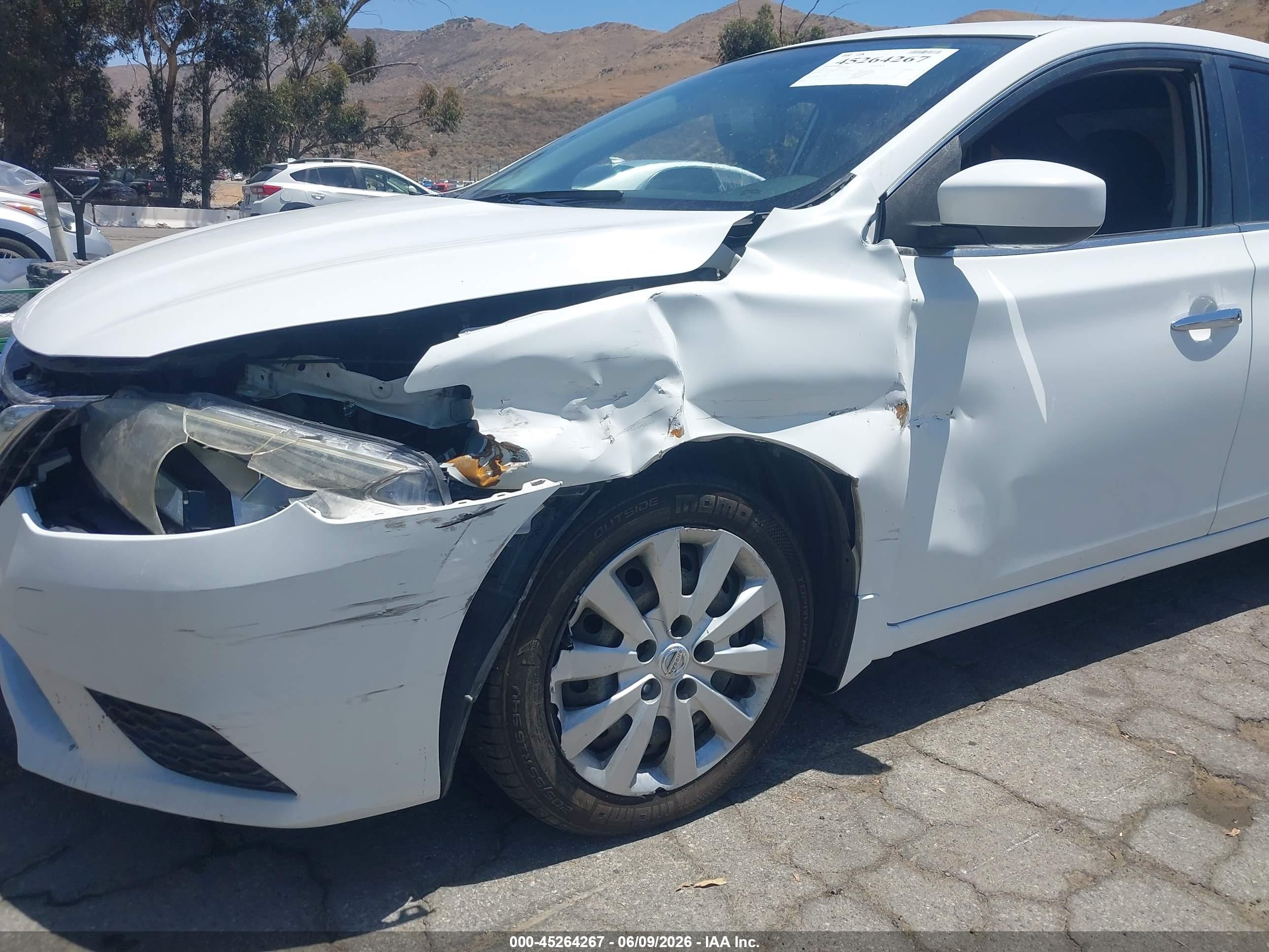 2016 Nissan Sentra S White vin: 3N1AB7AP7GY326528
