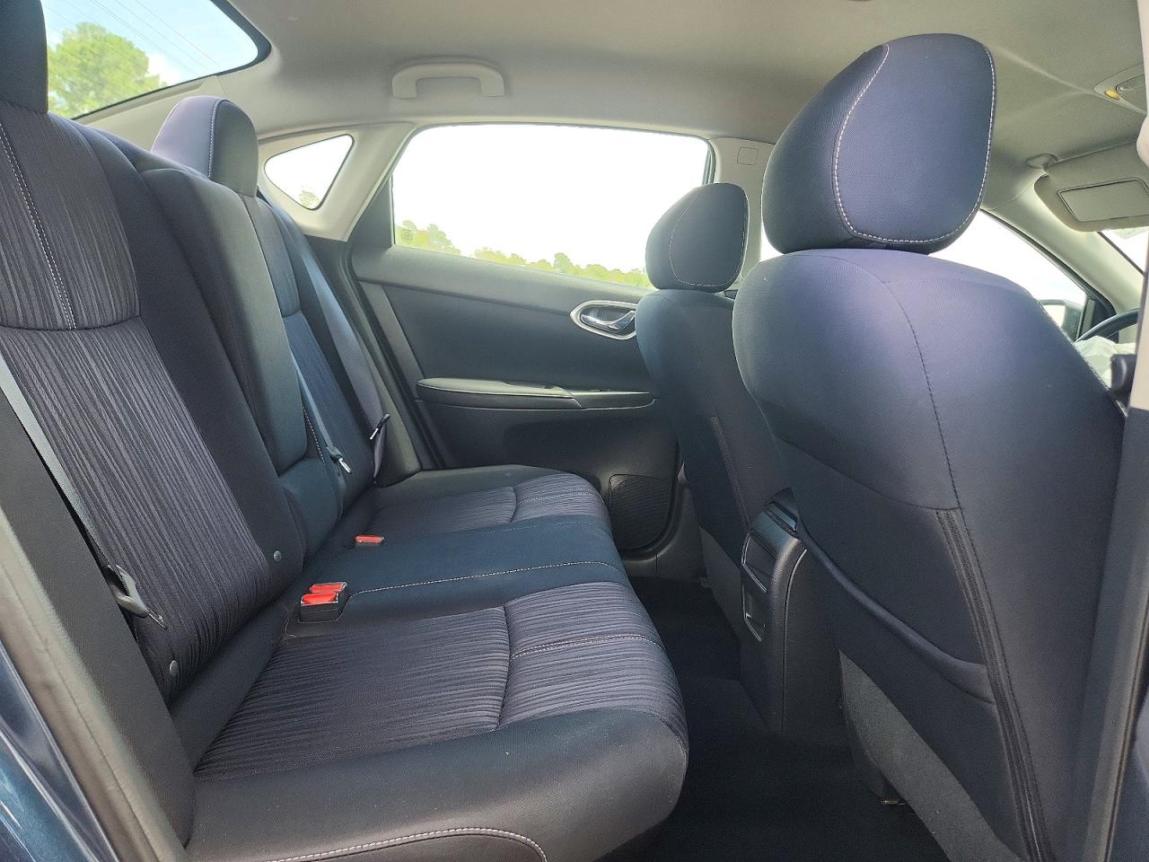 2017 Nissan Sentra Sv Blue vin: 3N1AB7AP7HY215947