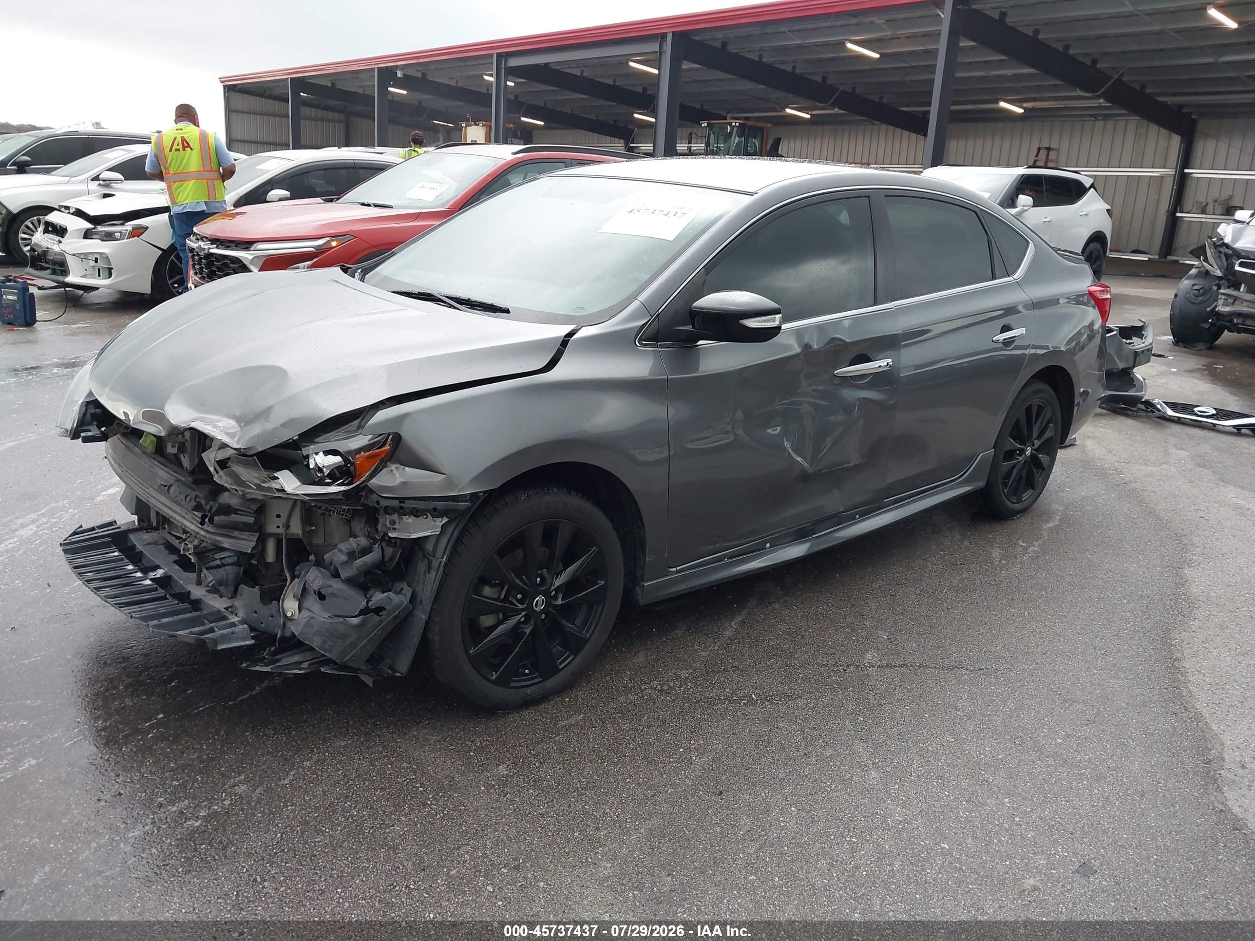 2017 Nissan Sentra Sr Серый vin: 3N1AB7AP7HY299638
