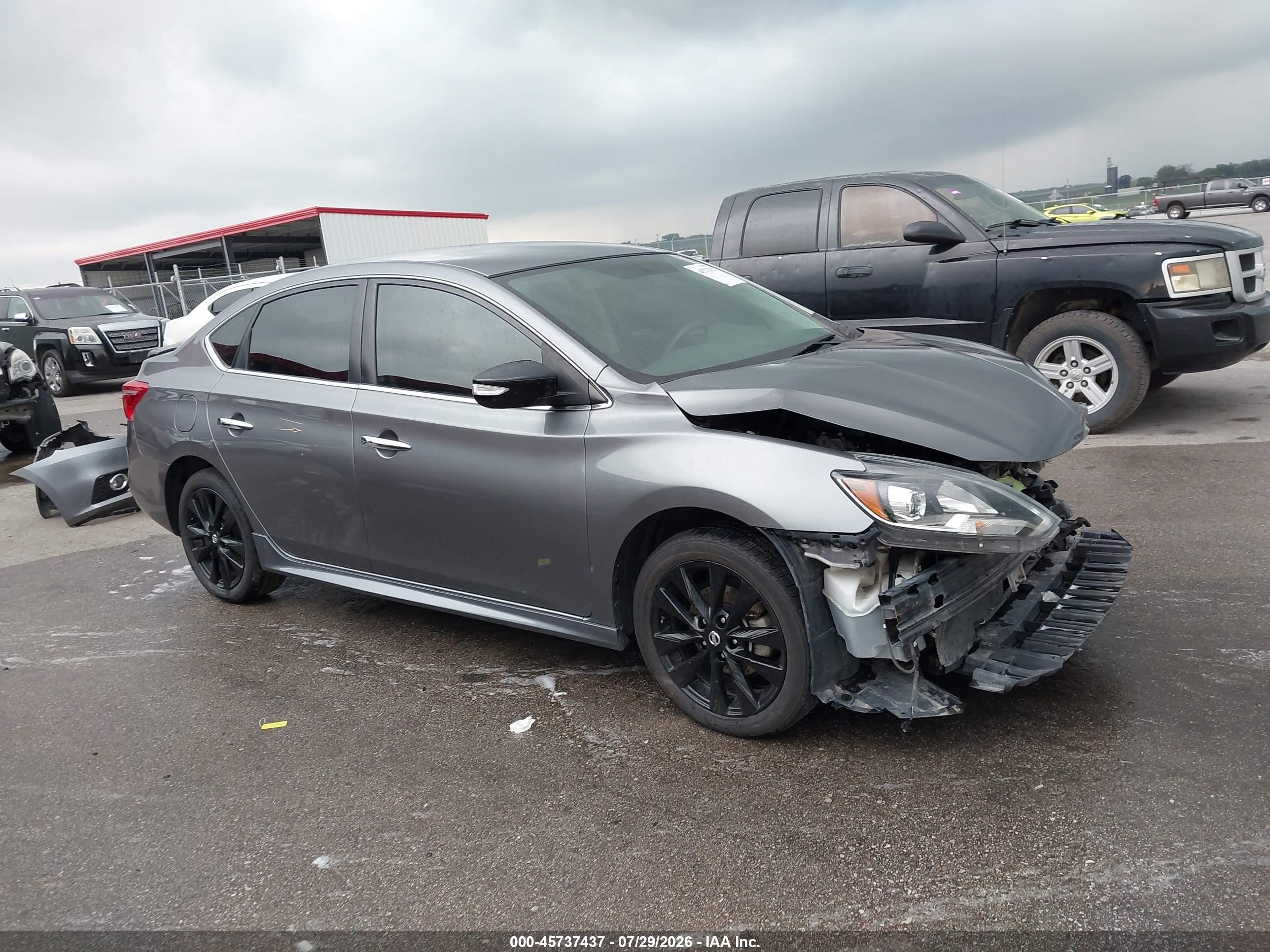 2017 Nissan Sentra Sr Серый vin: 3N1AB7AP7HY299638