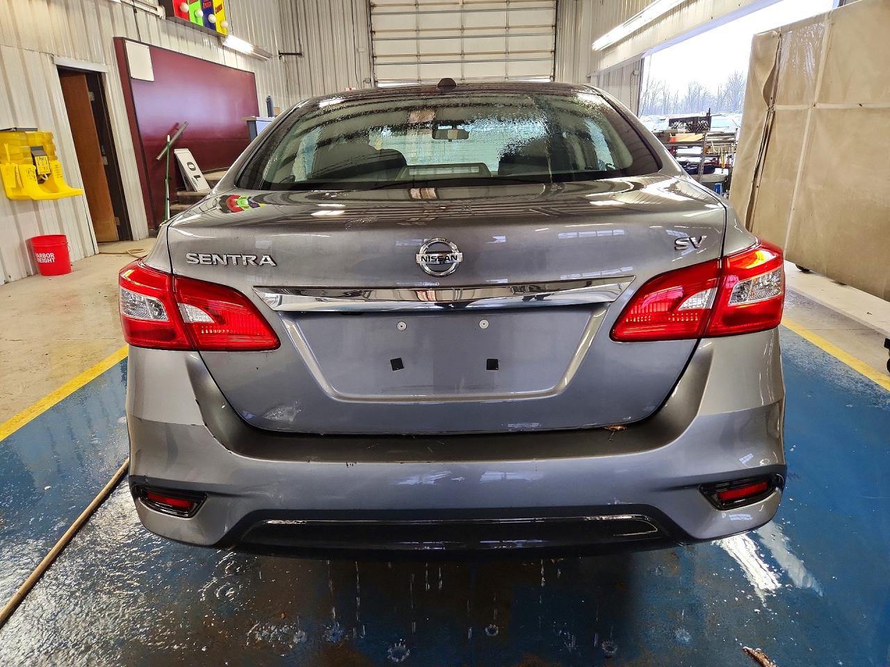 2017 Nissan Sentra Sv Gray vin: 3N1AB7AP7HY385807