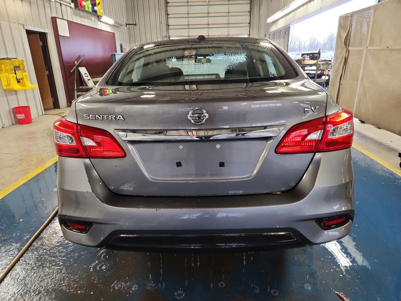 2017 Nissan Sentra Sv Gray vin: 3N1AB7AP7HY385807 Damage: Deck Lid, Chipped, 1