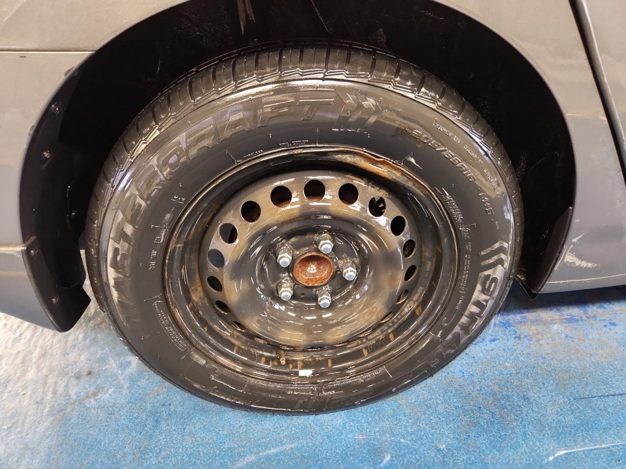 2017 Nissan Sentra Sv Gray vin: 3N1AB7AP7HY385807 Damage: Right Rear Wheel, Bent, Replacement Required