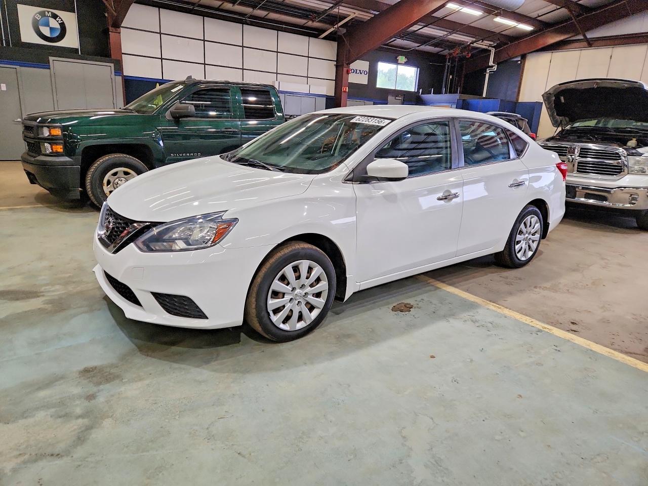 2017 Nissan Sentra Sv Белый vin: 3N1AB7AP7HY399013