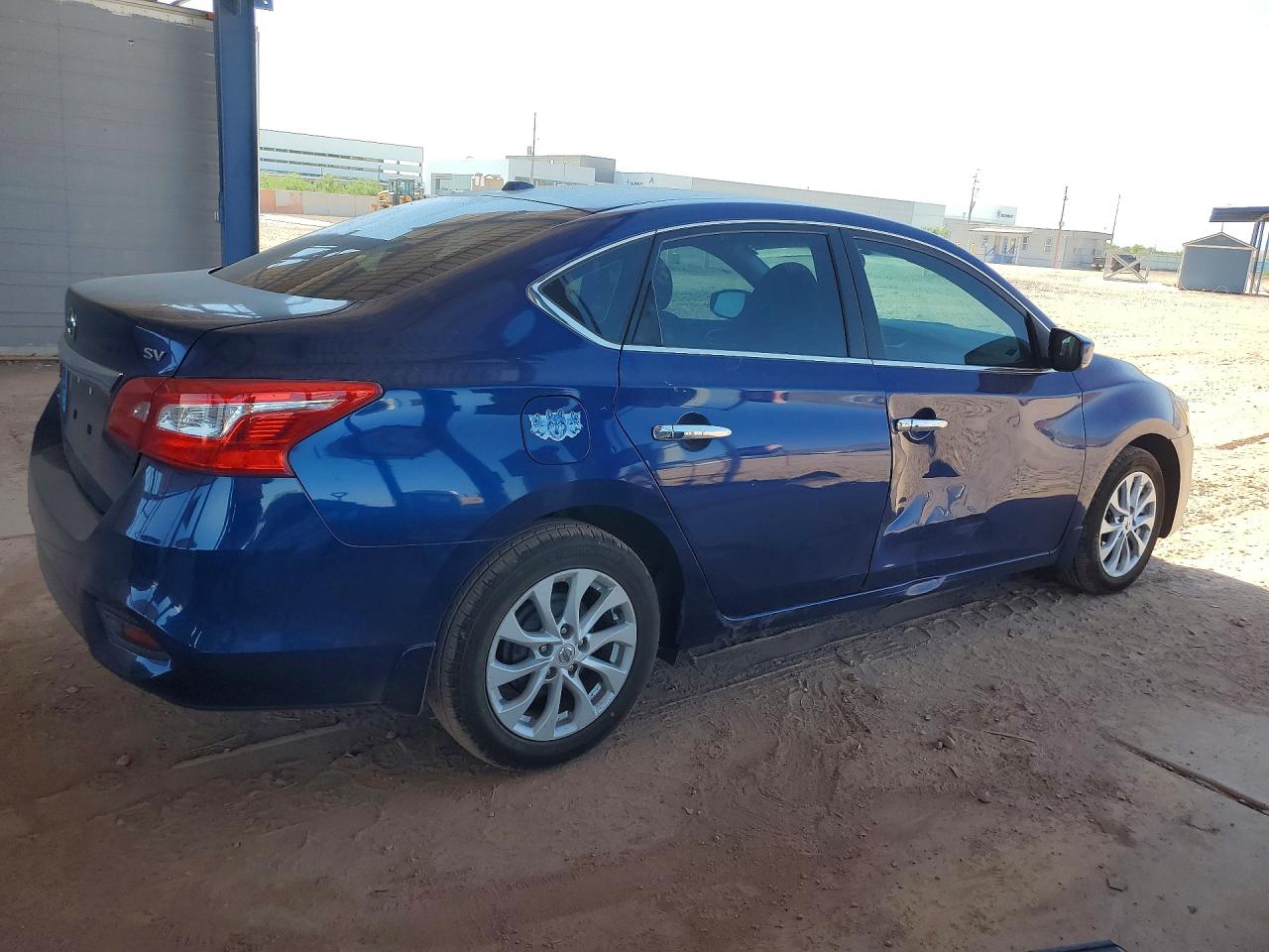 2018 Nissan Sentra Sv Blue vin: 3N1AB7AP7JY277547