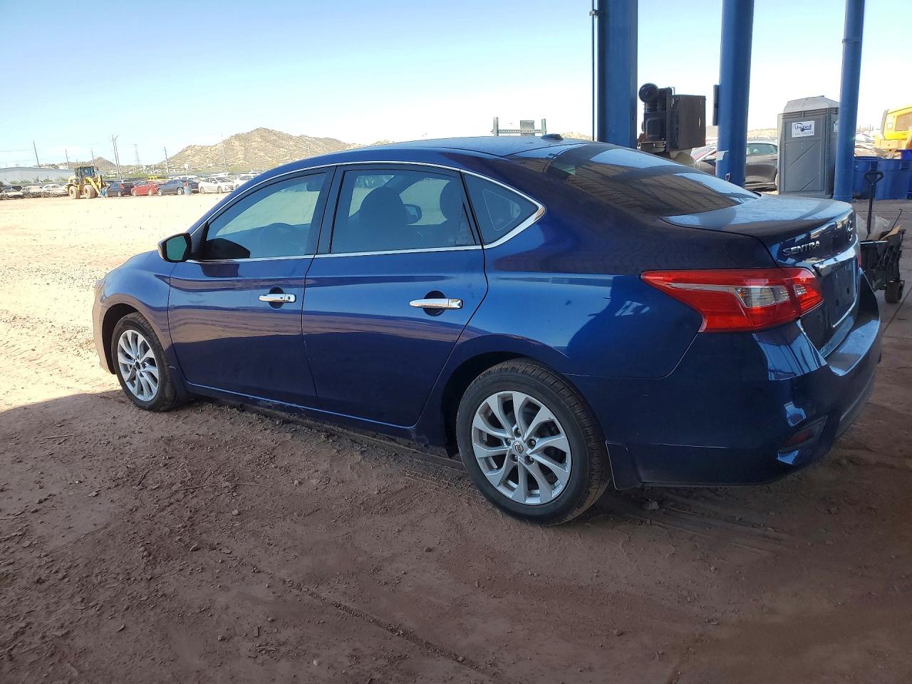 2018 Nissan Sentra Sv Blue vin: 3N1AB7AP7JY277547