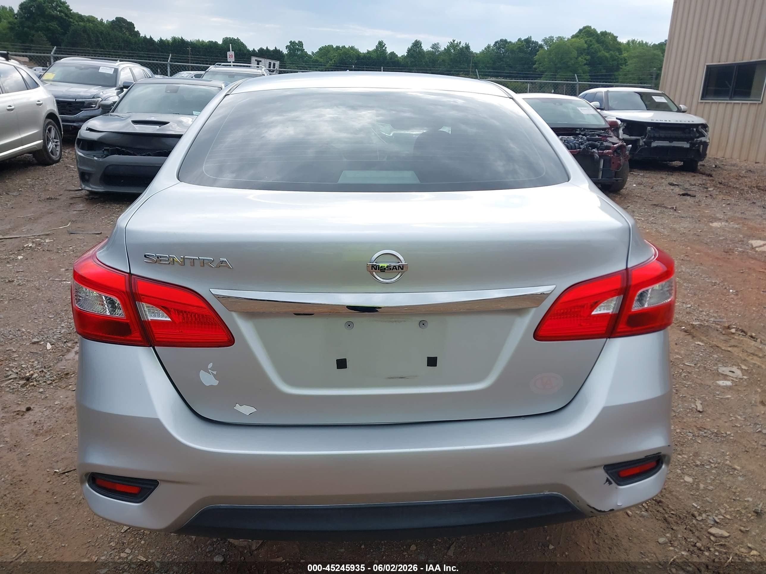 2018 Nissan Sentra S Silver vin: 3N1AB7AP7JY281775