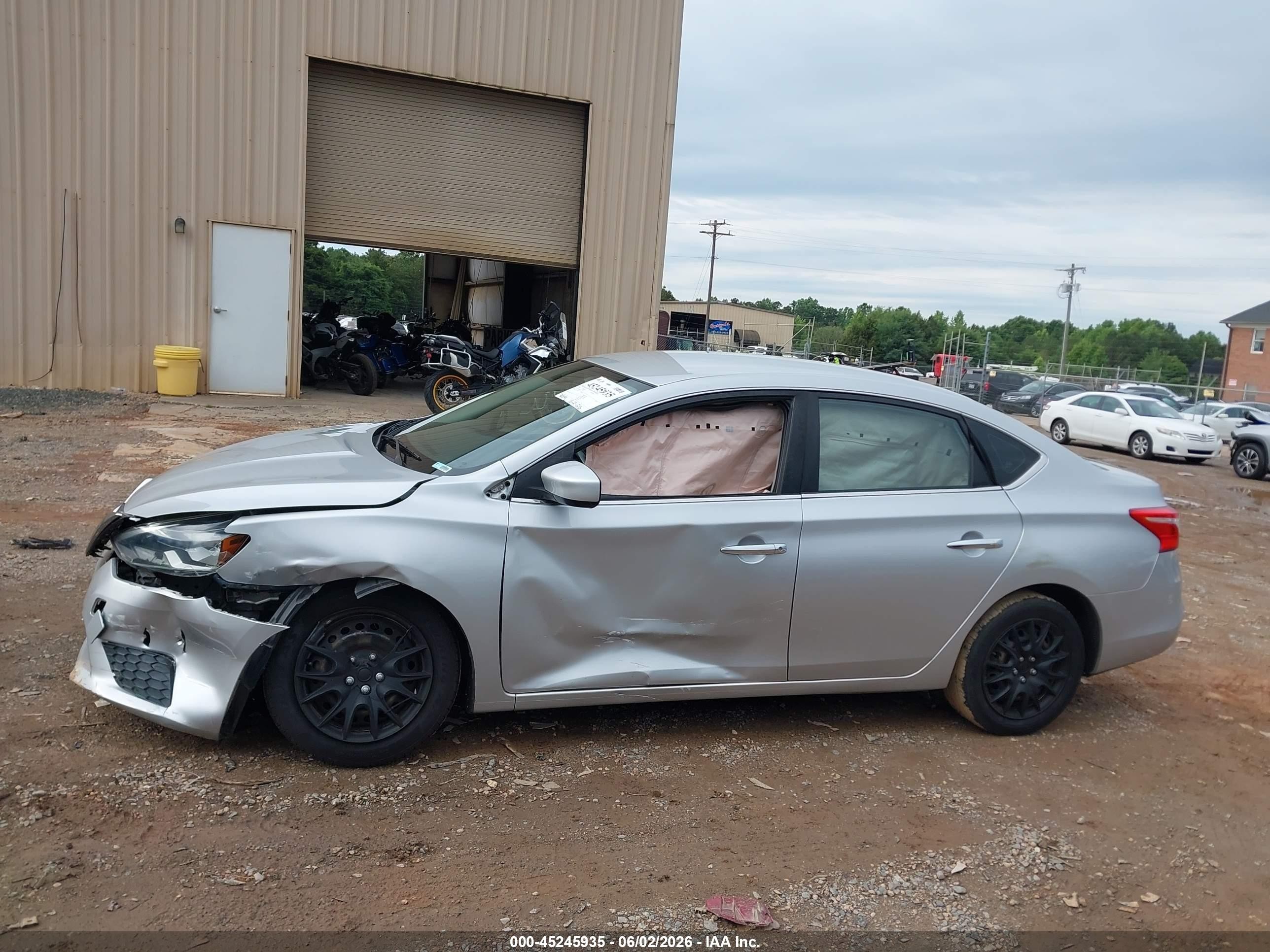 2018 Nissan Sentra S Silver vin: 3N1AB7AP7JY281775